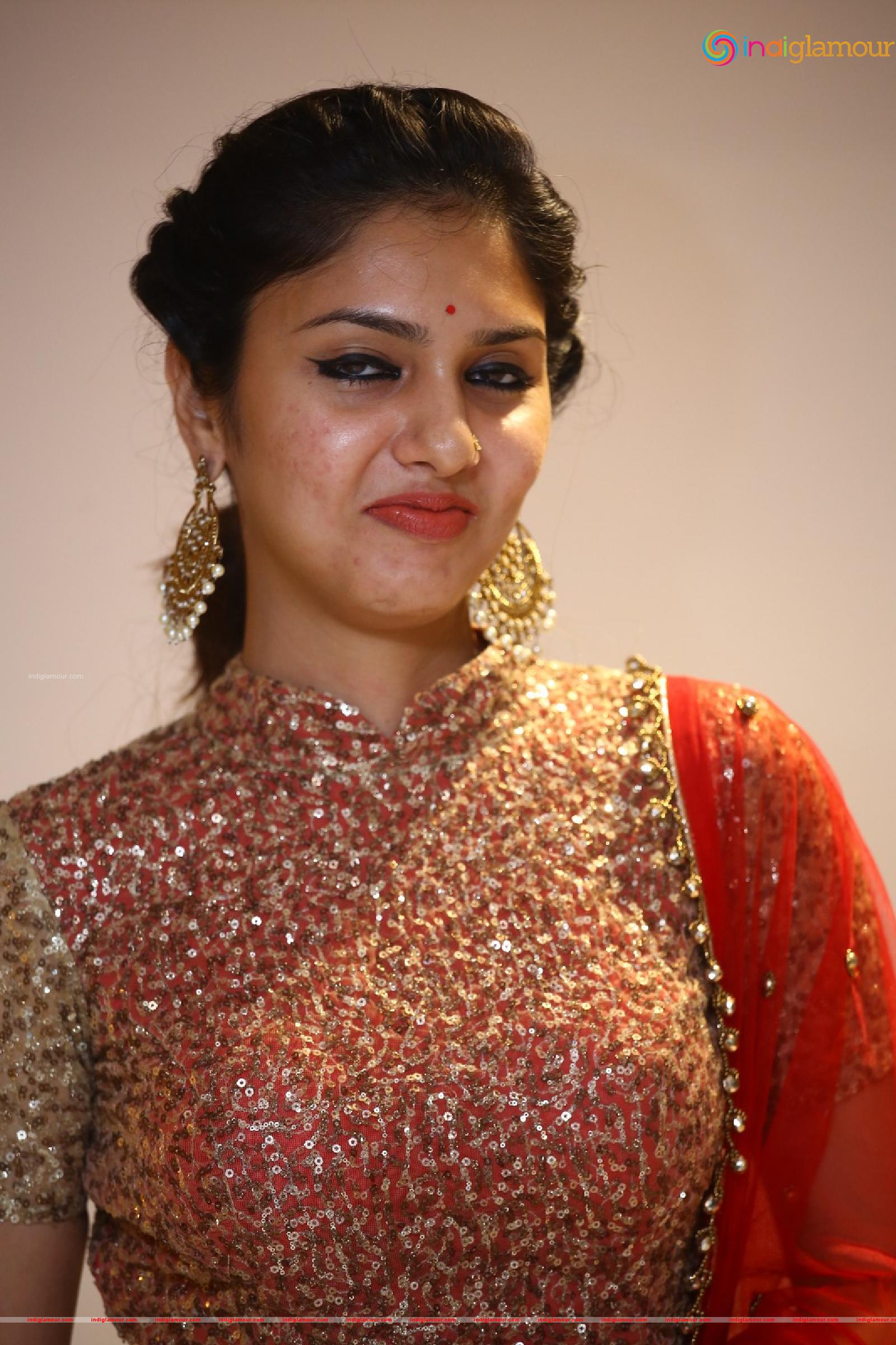 Apsara Gayatri Actress hd photo