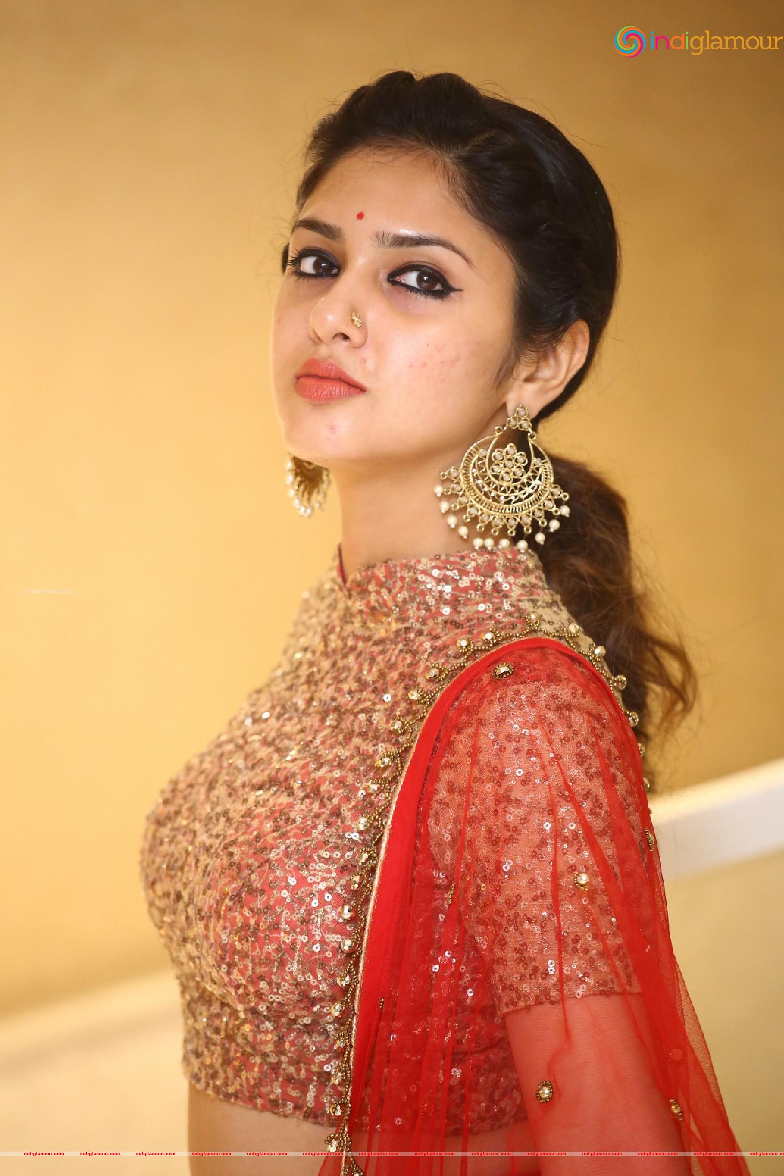 Apsara Gayatri Actress hd photo