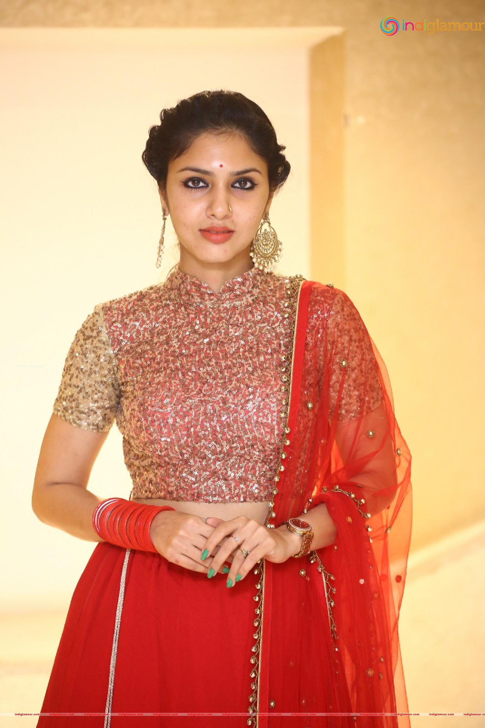 Apsara Gayatri Actress hd photo
