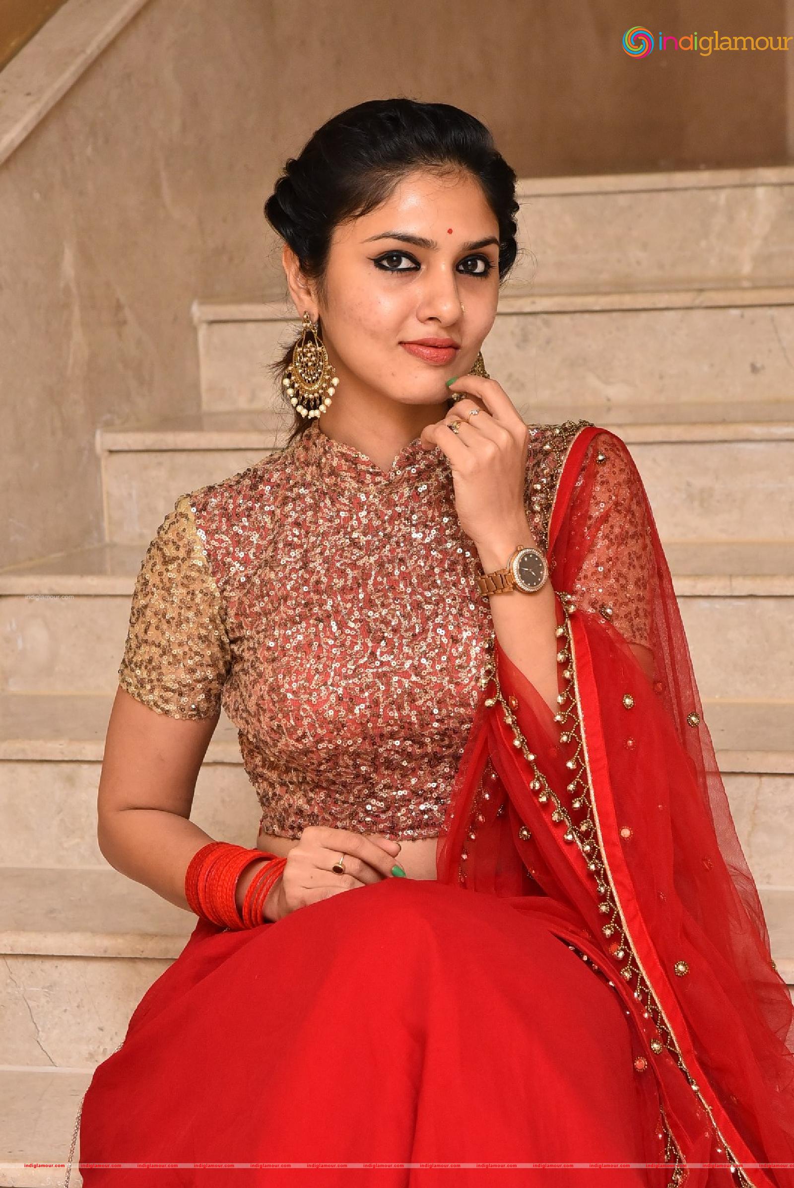 Apsara Gayatri Actress hd photo