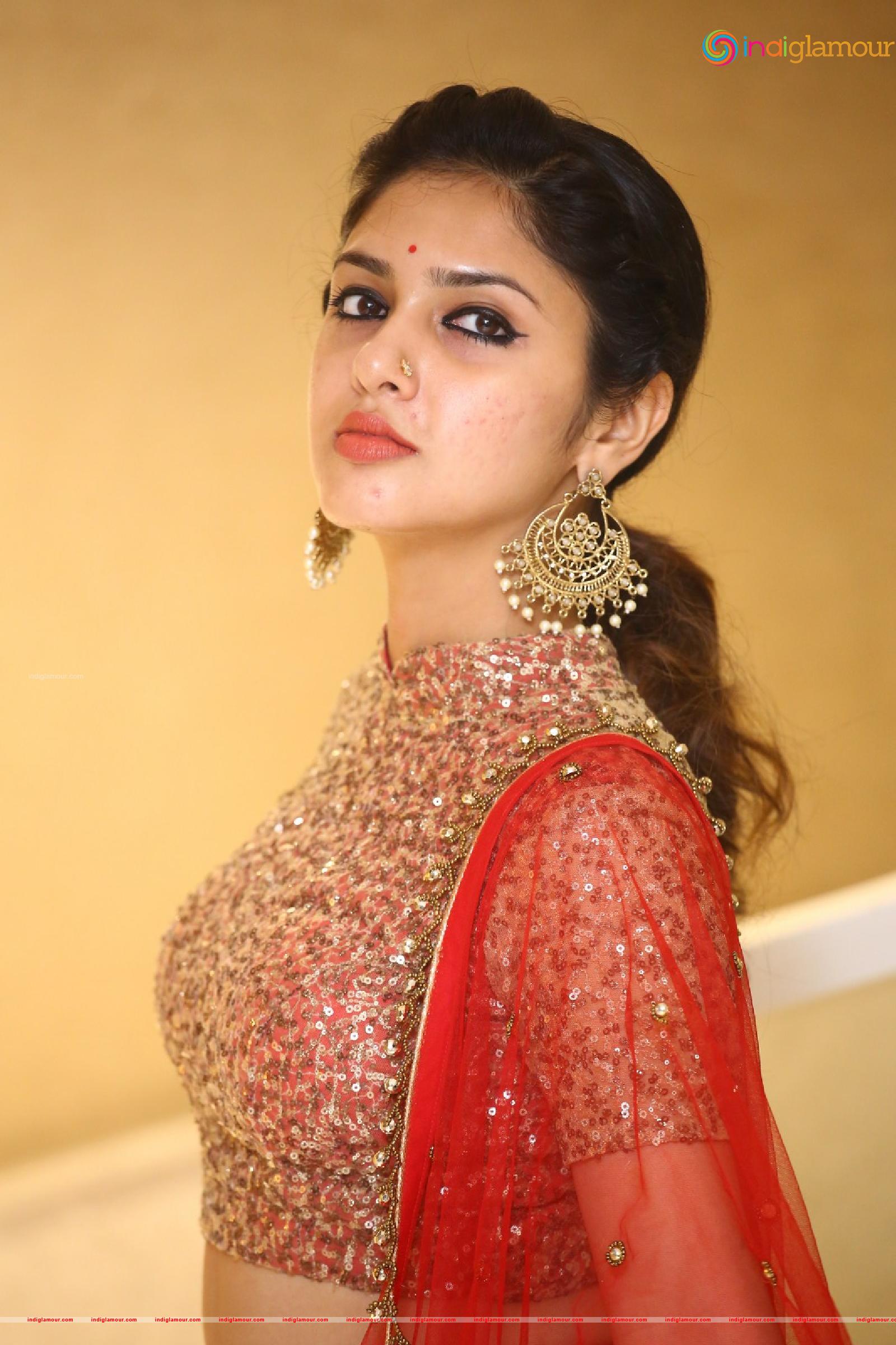 Apsara Gayatri Actress hd photo