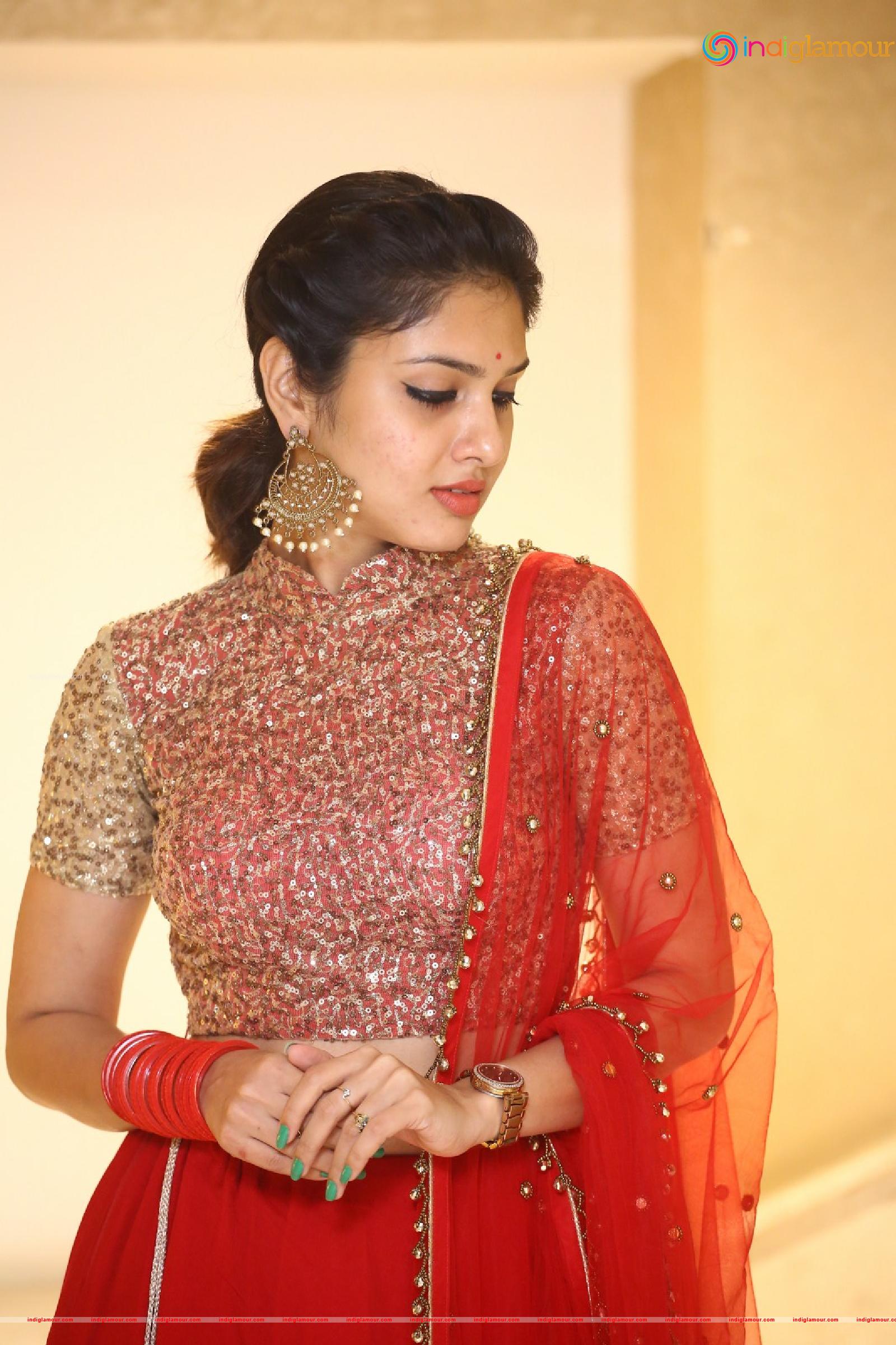 Apsara Gayatri Actress hd photo