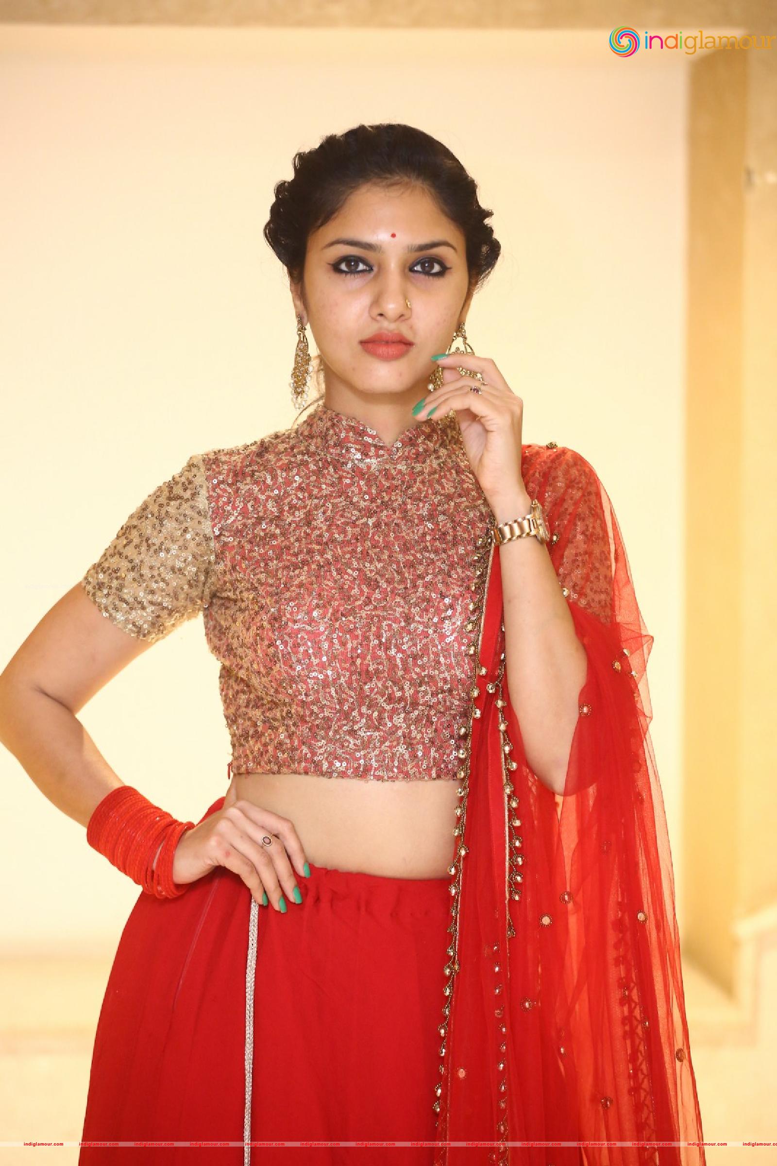 Apsara Gayatri Actress hd photo