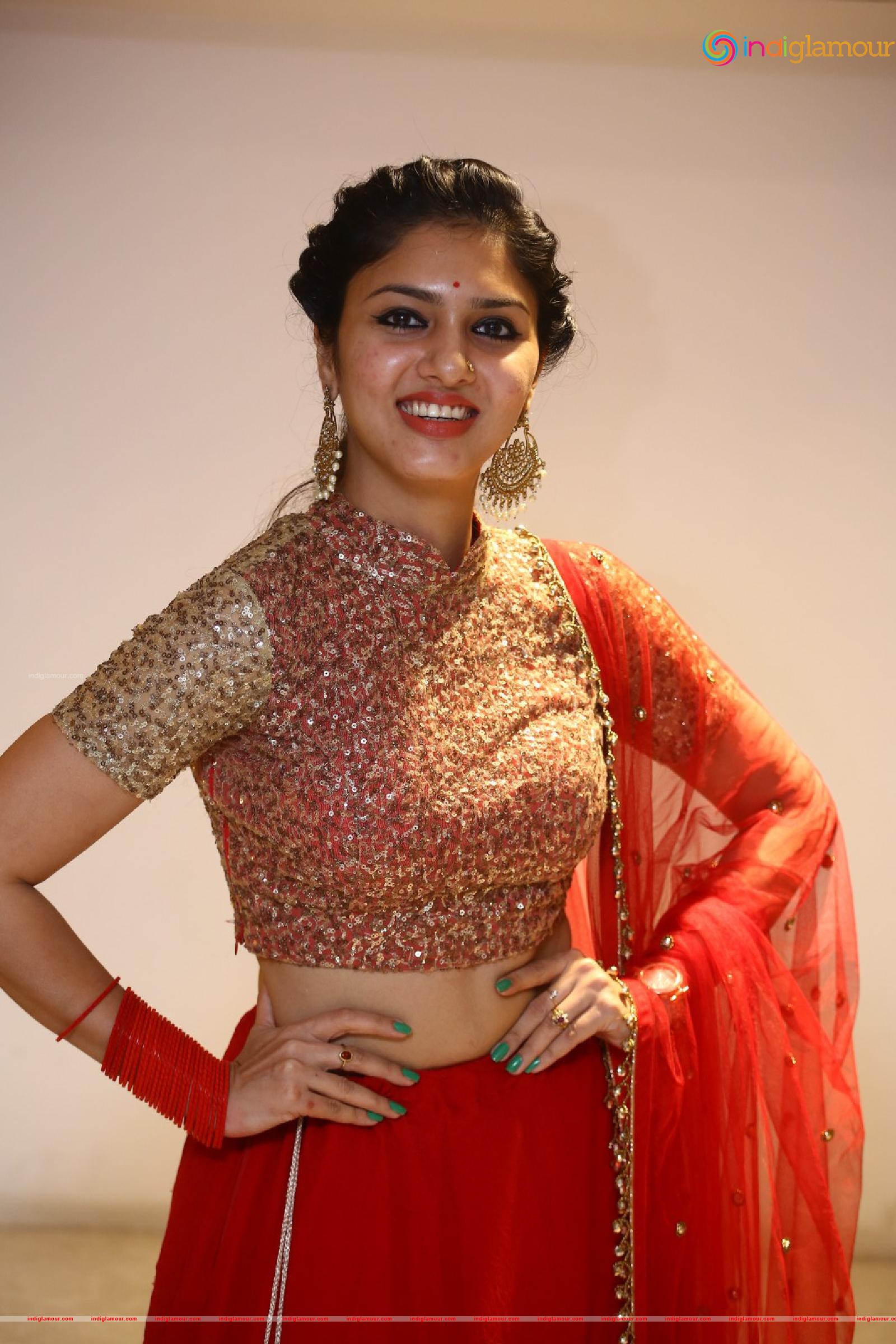 Apsara Gayatri Actress hd photo