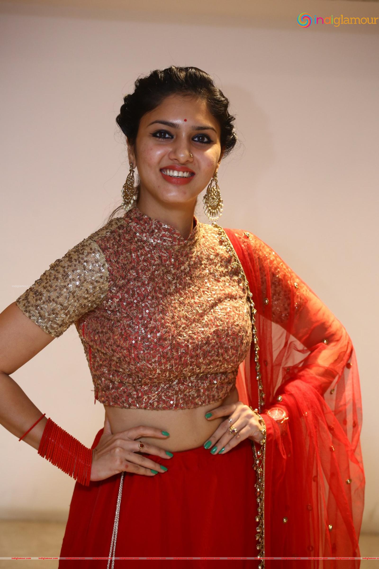 Apsara Gayatri Actress hd photo