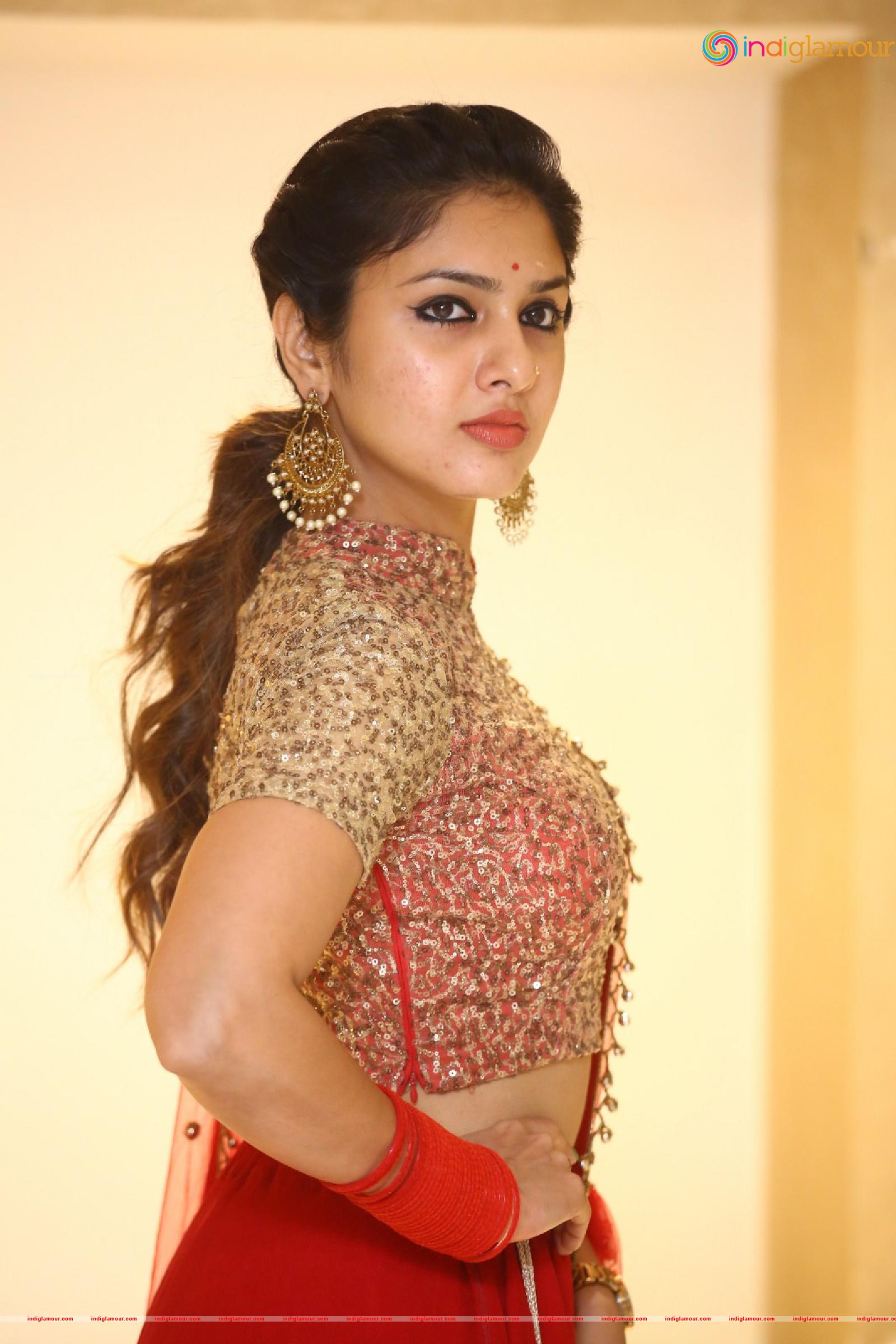 Apsara Gayatri Actress hd photo
