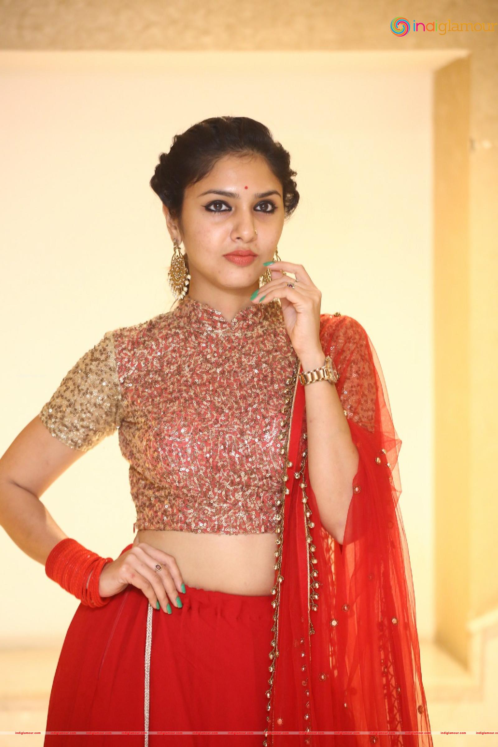 Apsara Gayatri Actress hd photo