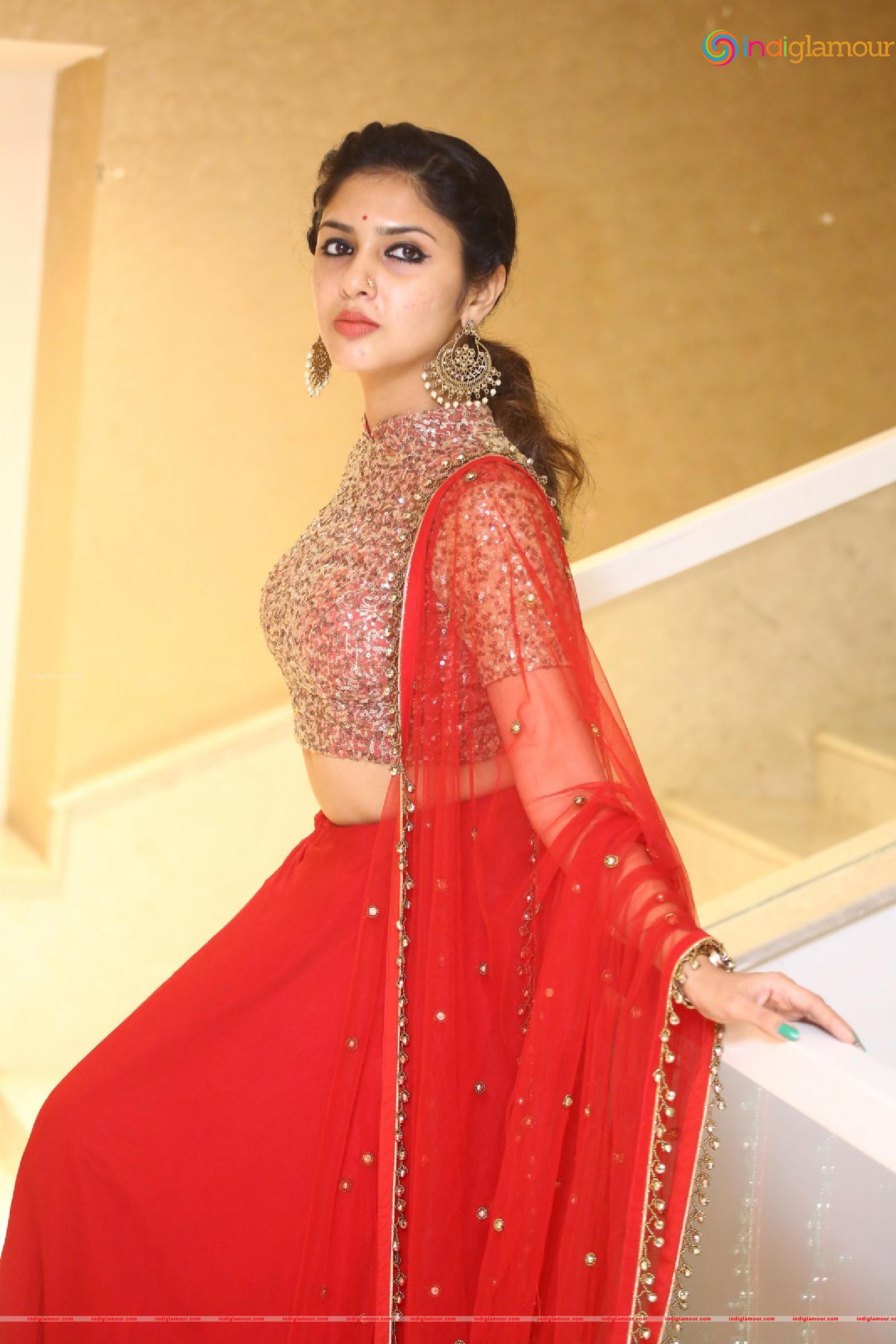 Apsara Gayatri Actress hd photo