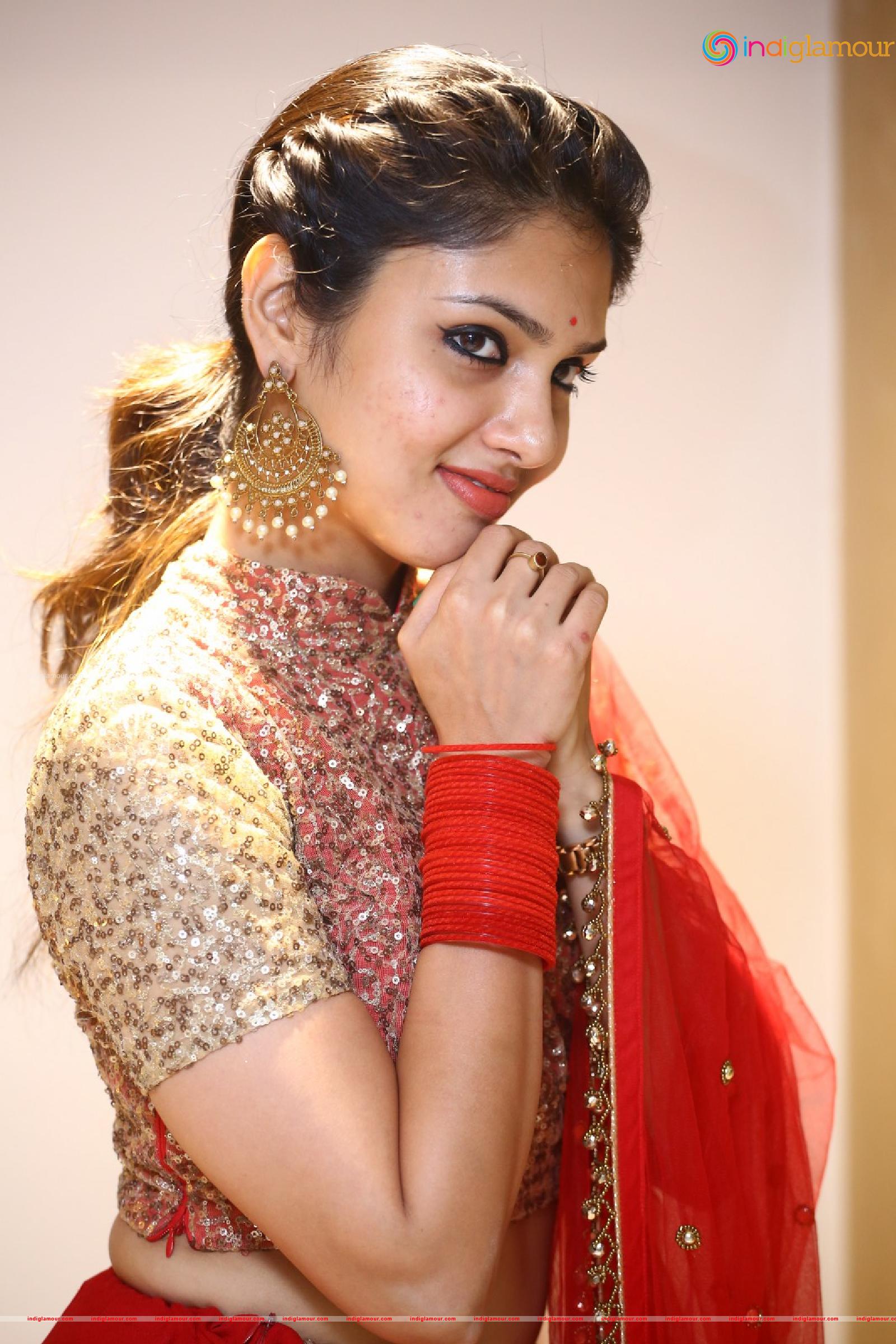 Apsara Gayatri Actress hd photo