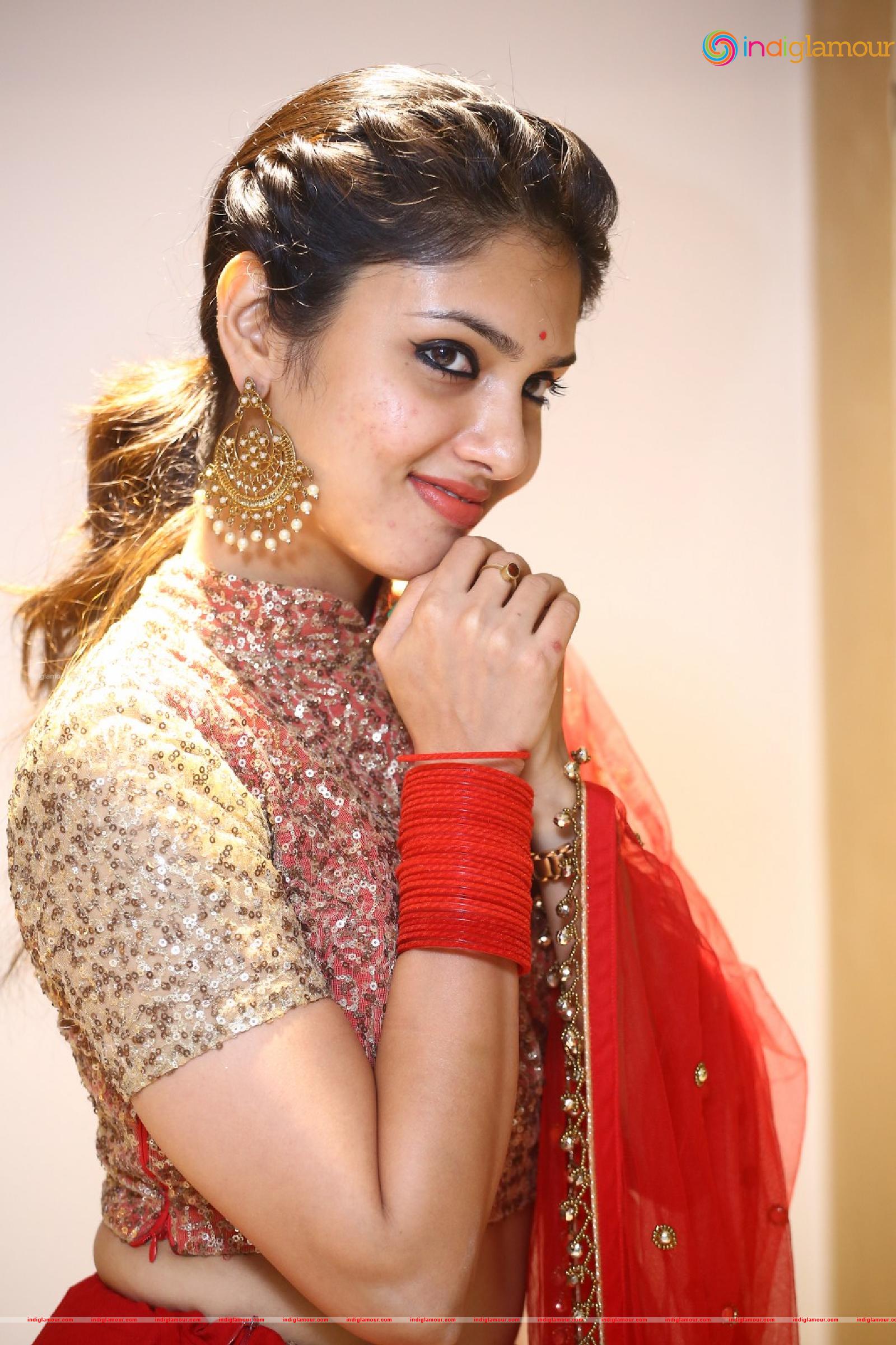 Apsara Gayatri Actress hd photo