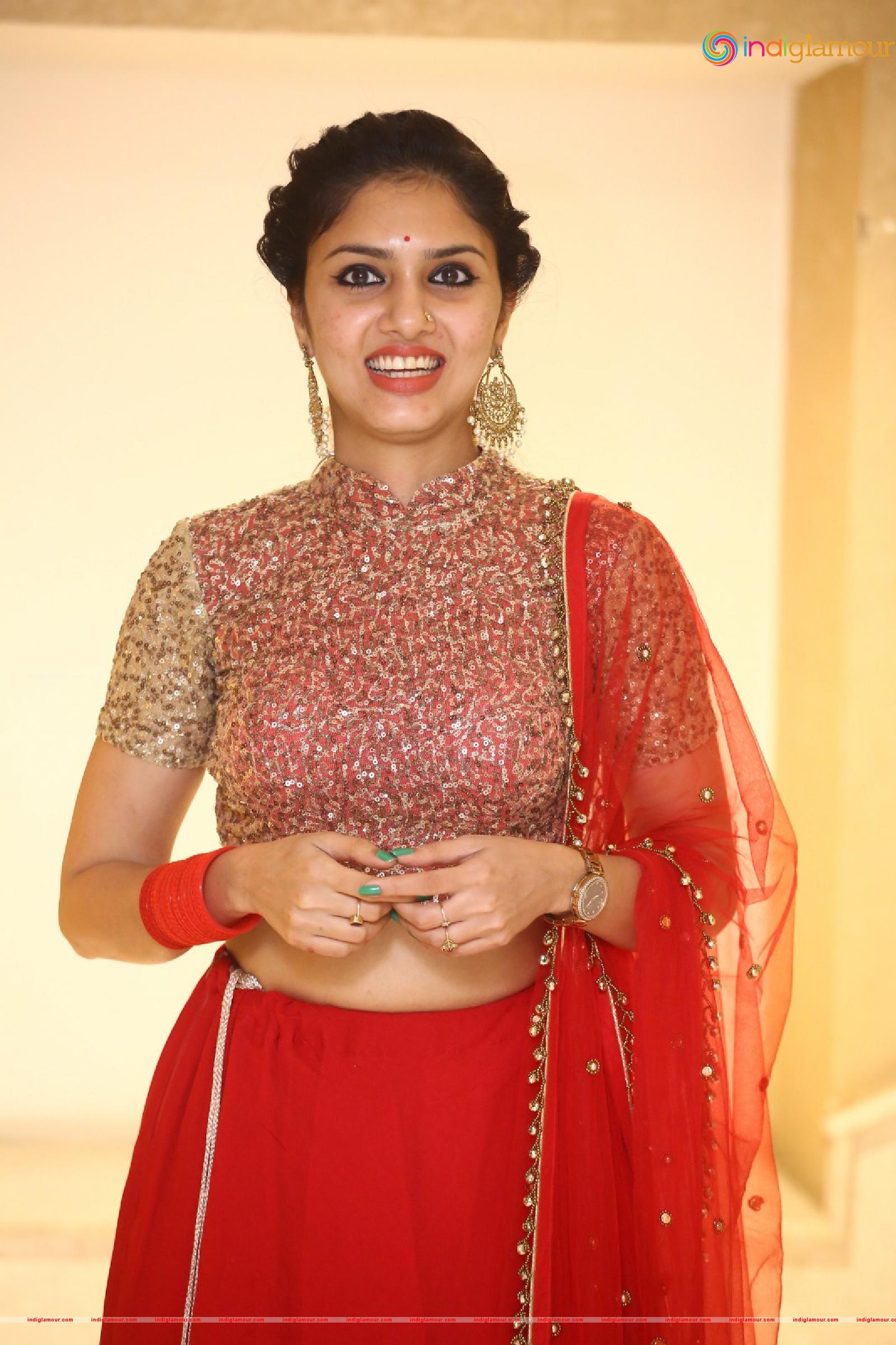 Apsara Gayatri Actress hd photo