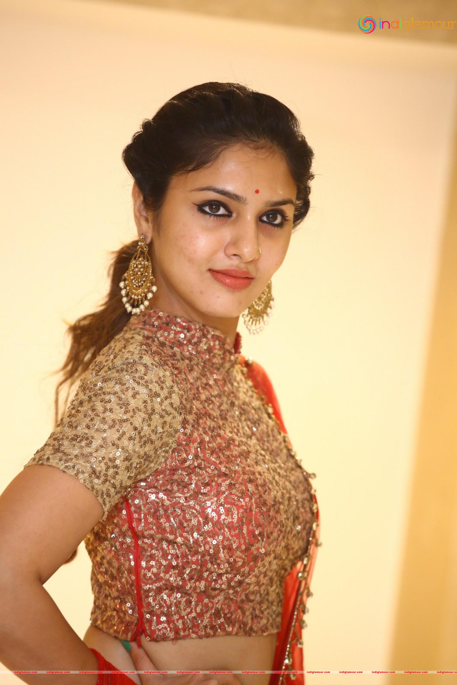 Apsara Gayatri Actress hd photo