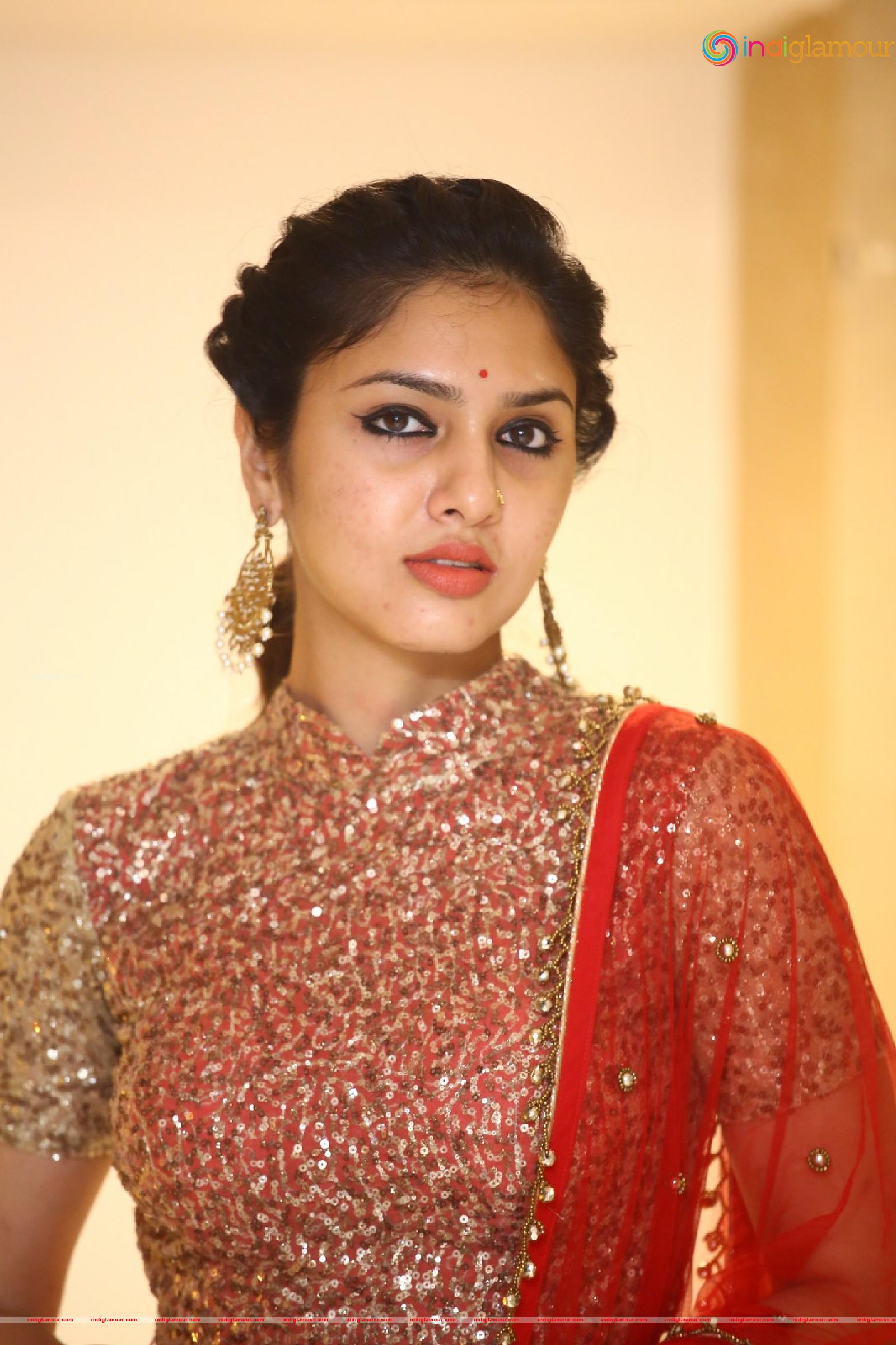 Apsara Gayatri Actress hd photo