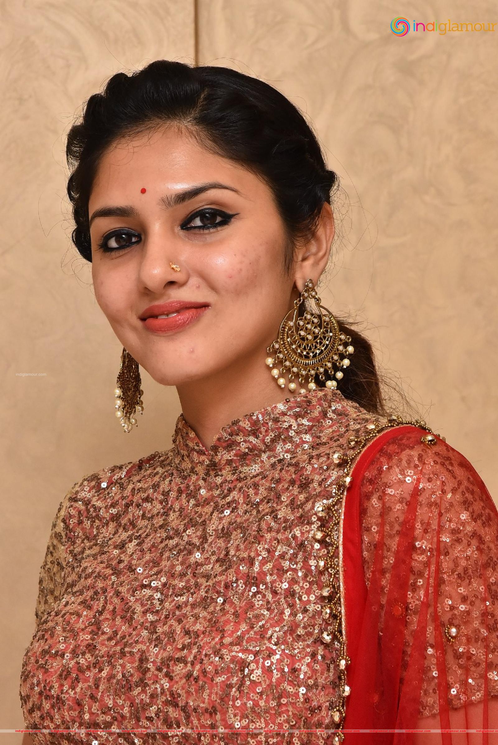 Apsara Gayatri Actress hd photo