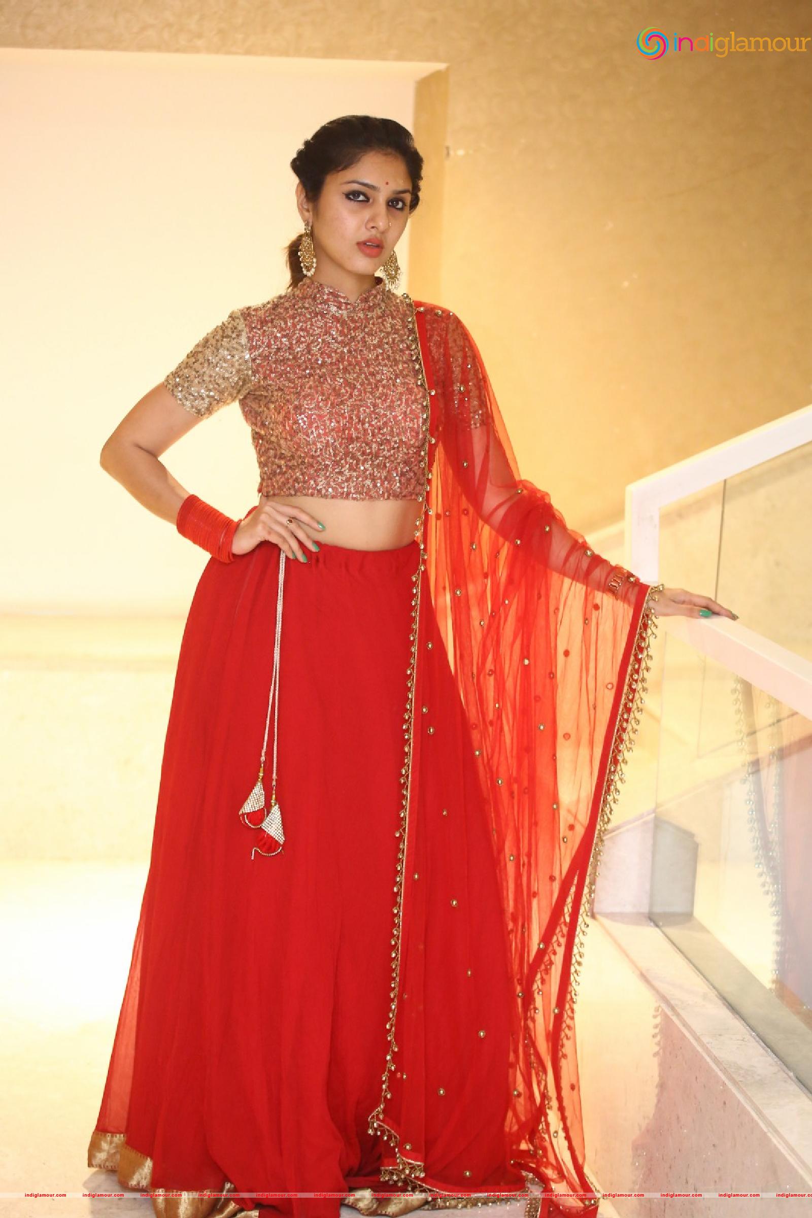 Apsara Gayatri Actress hd photo