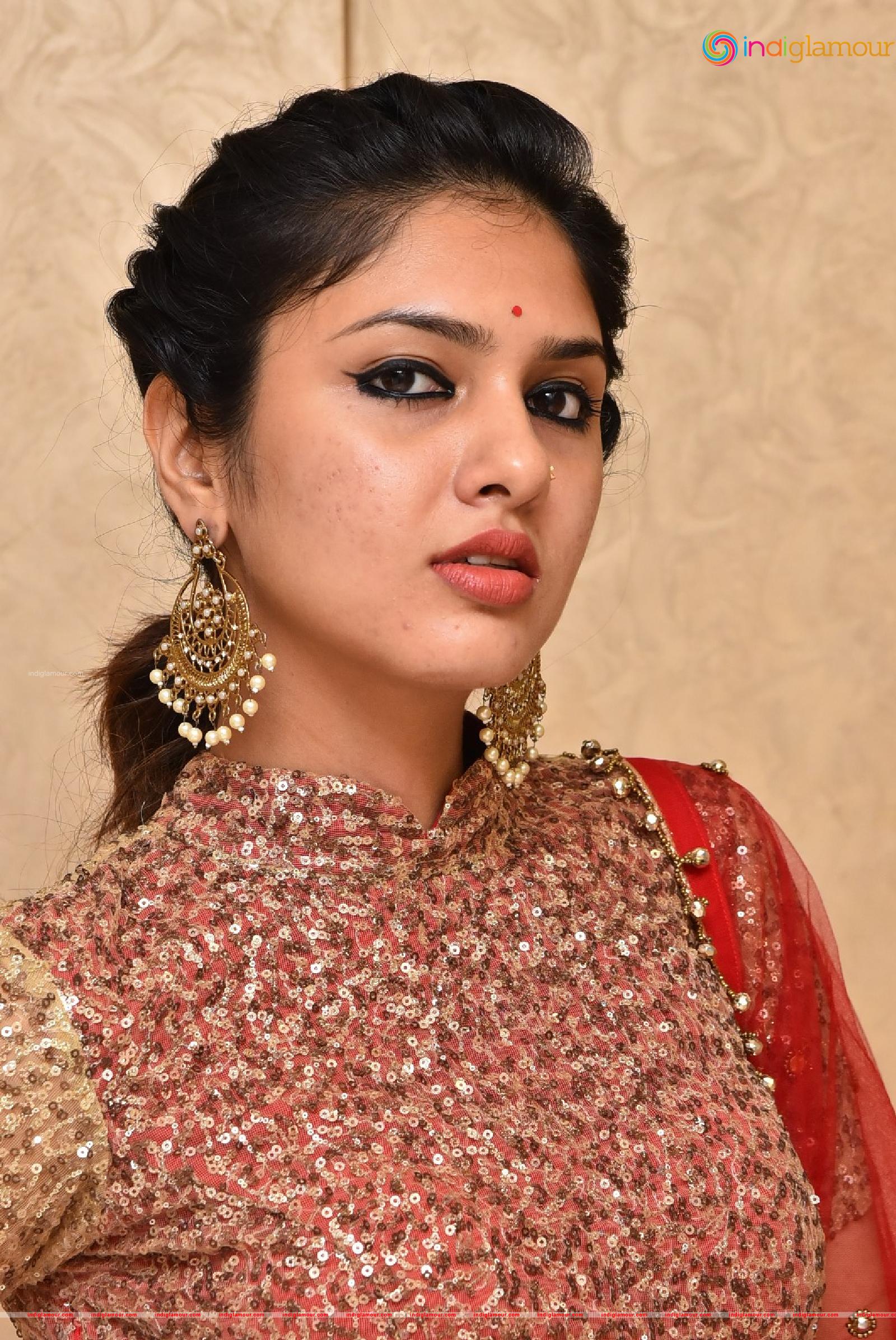 Apsara Gayatri Actress hd photo
