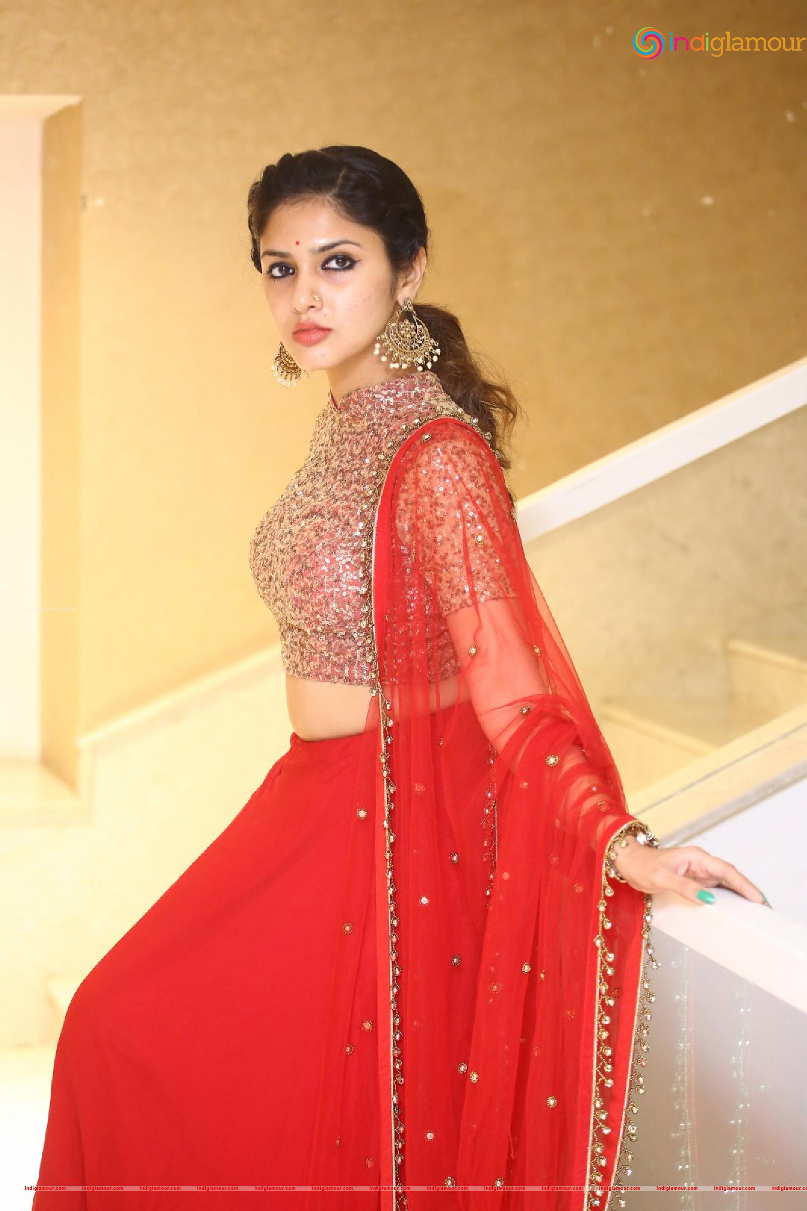 Apsara Gayatri Actress hd photo