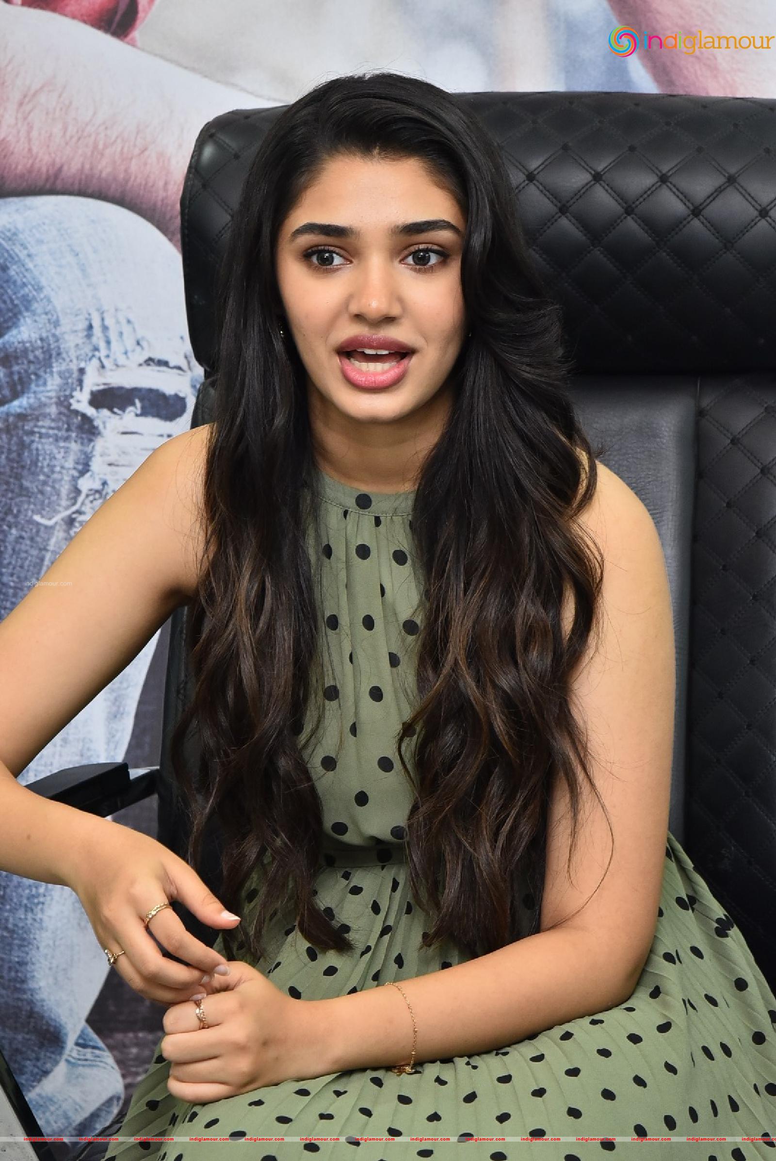 Krithi Shetty Actress hd photo