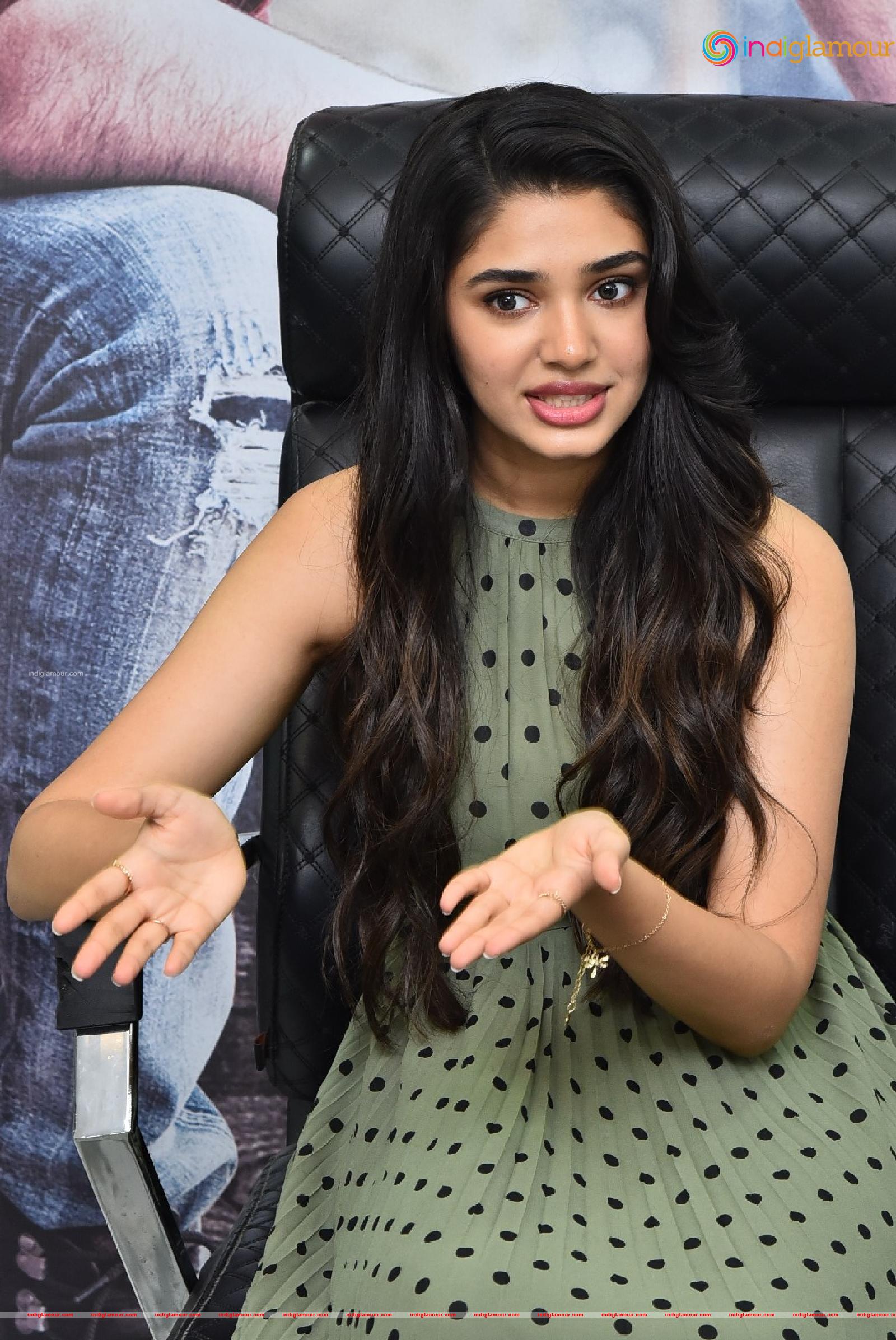 Krithi Shetty Actress hd photo