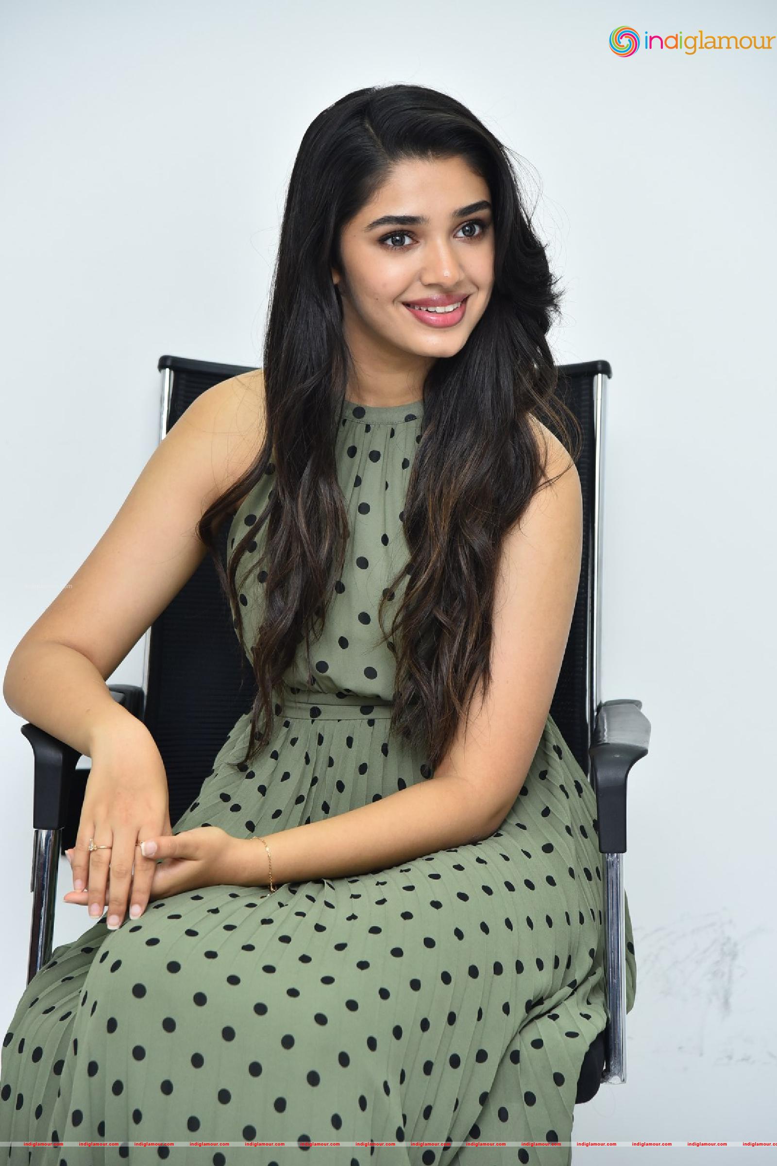 Krithi Shetty Actress hd photo