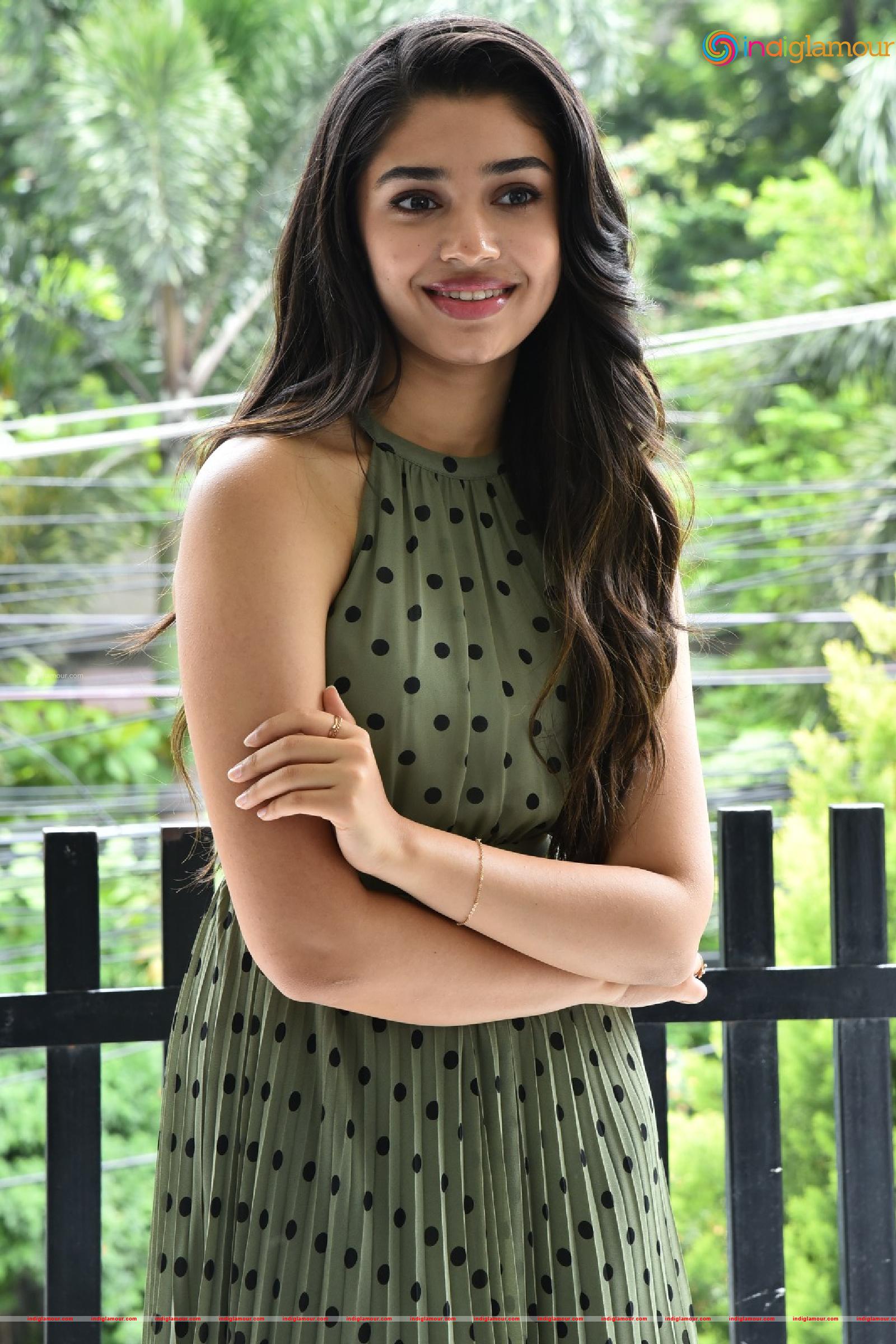 Krithi Shetty Actress hd photo
