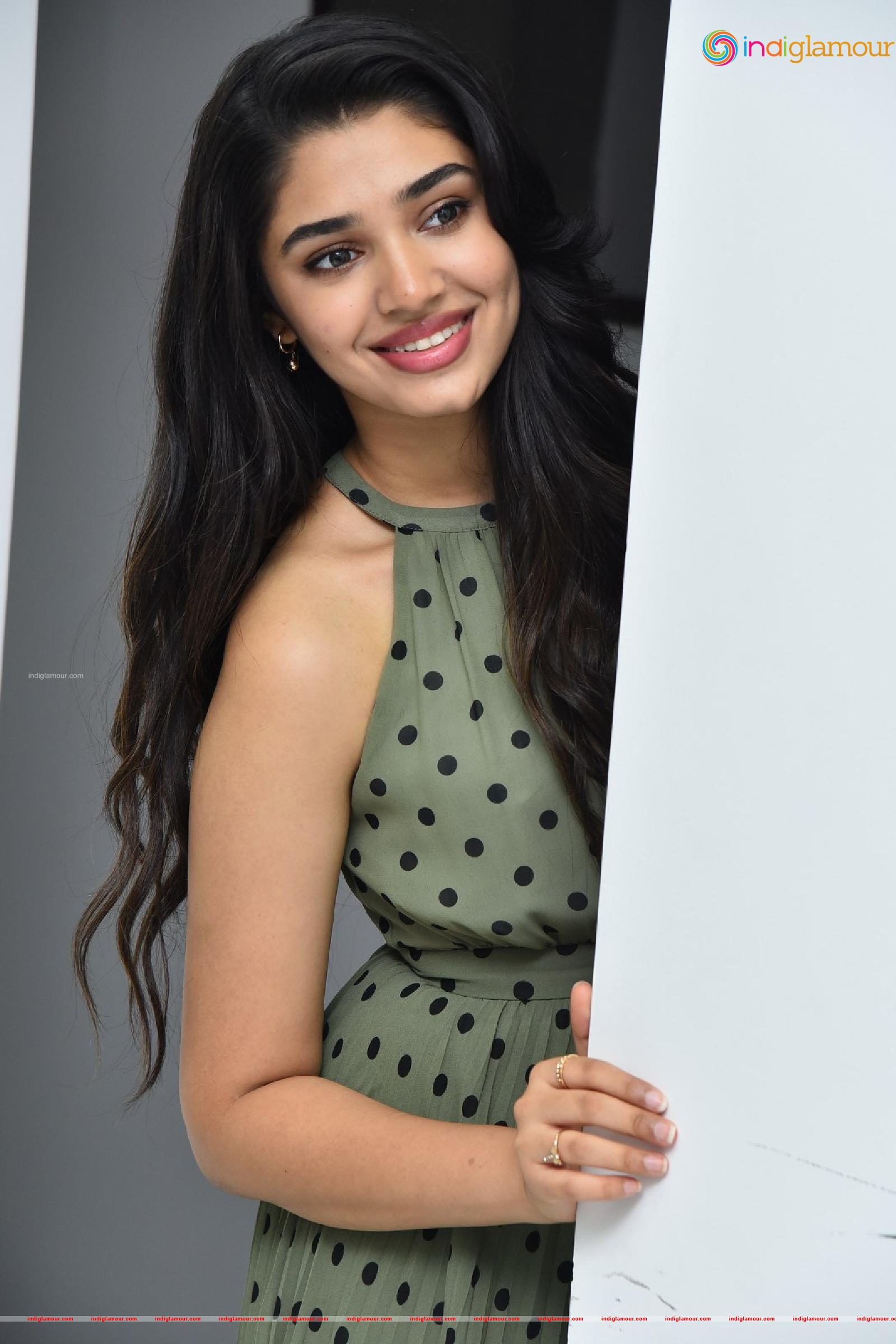 Krithi Shetty Actress hd photo