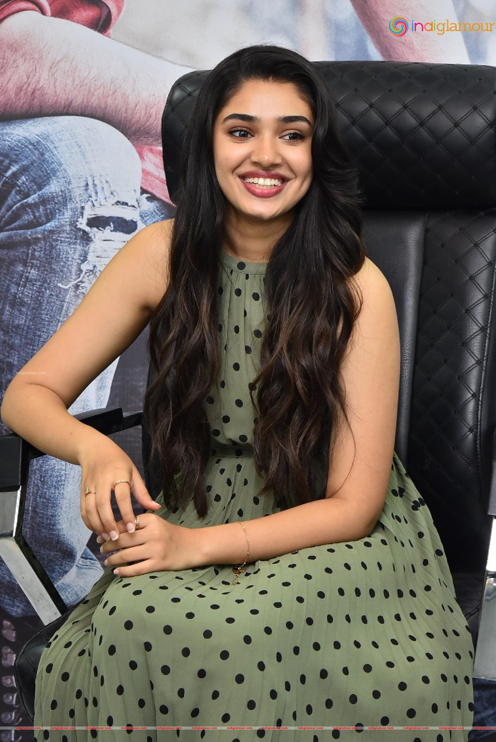 Krithi Shetty Actress hd photo