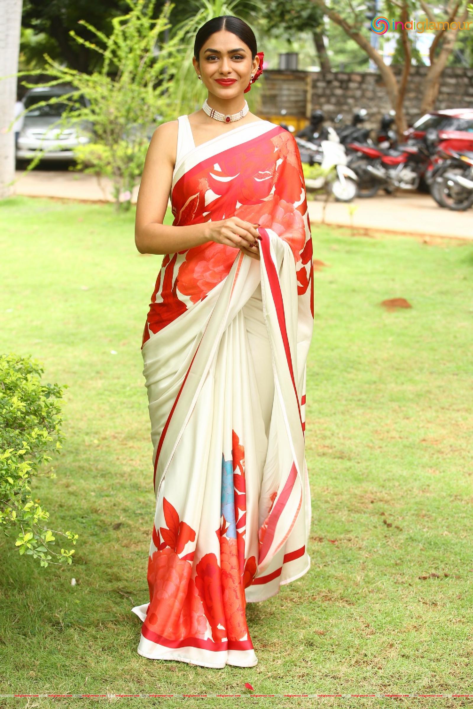 Mrunal Thakur Actress hd photo