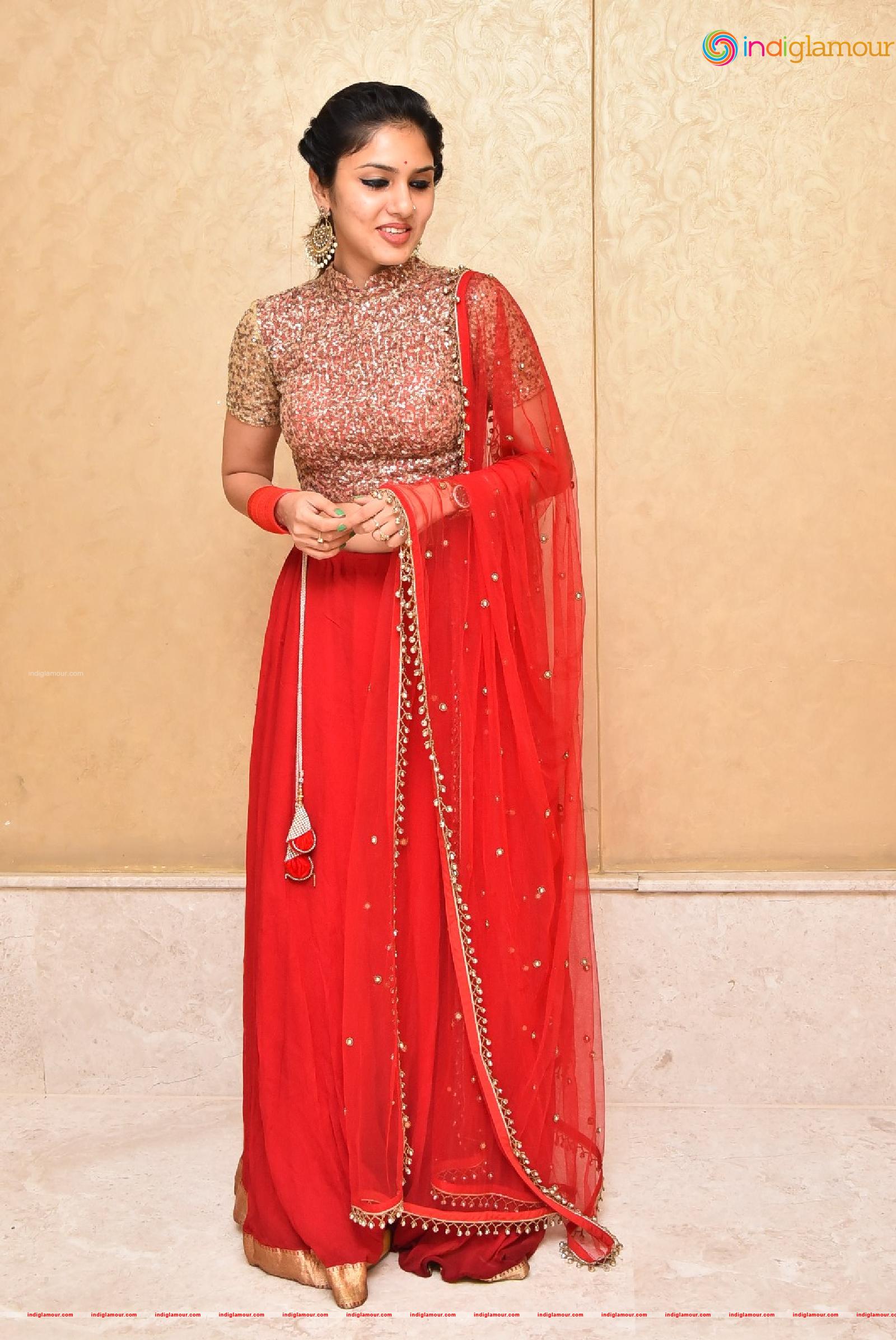 Apsara Gayatri Actress hd photo