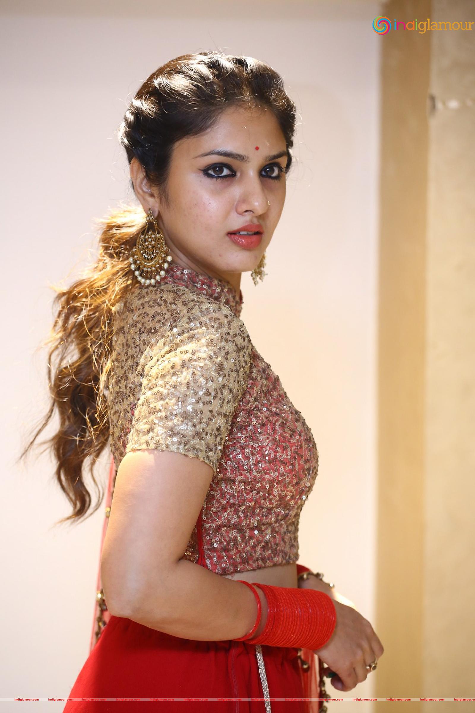 Apsara Gayatri Actress hd photo