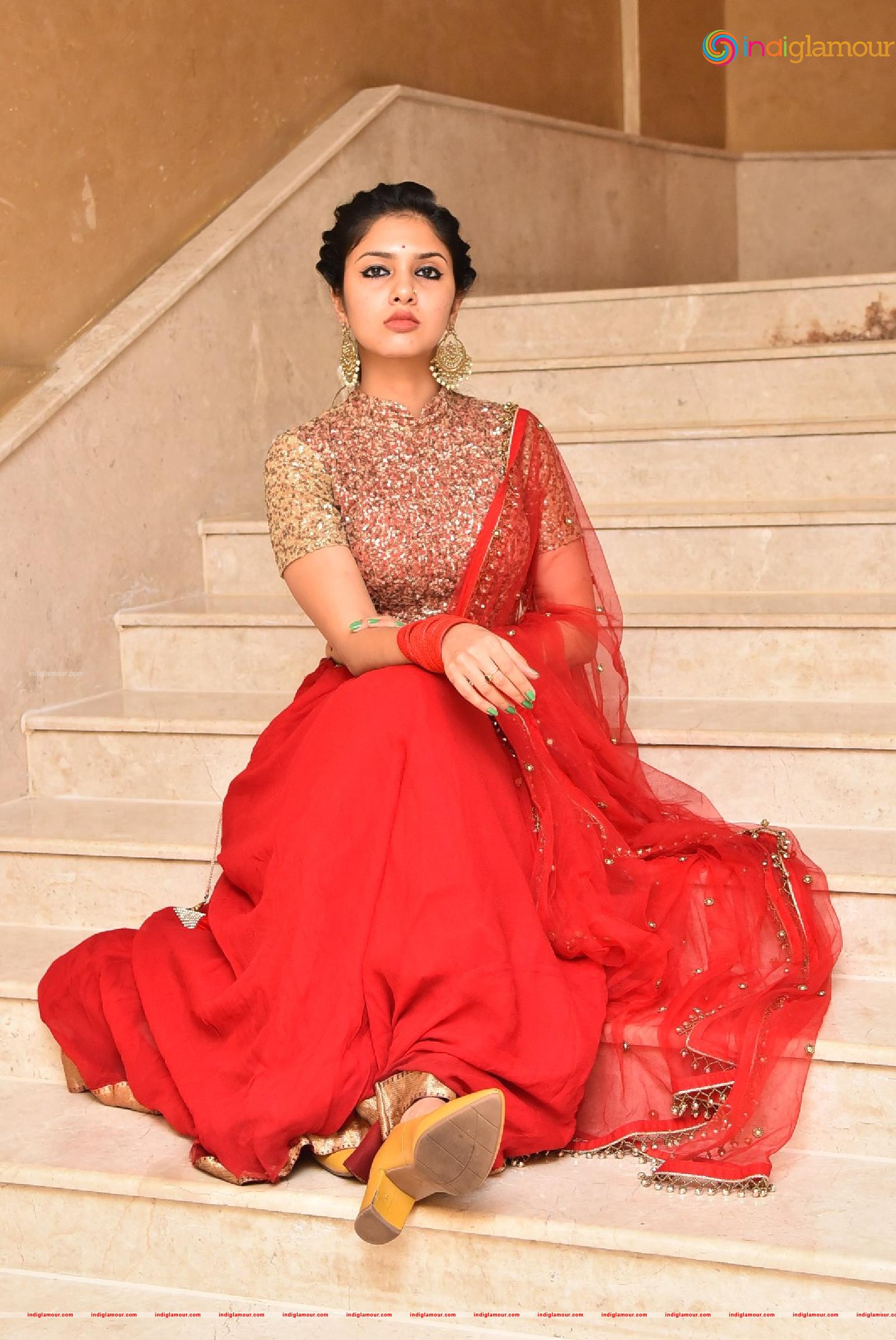 Apsara Gayatri Actress hd photo