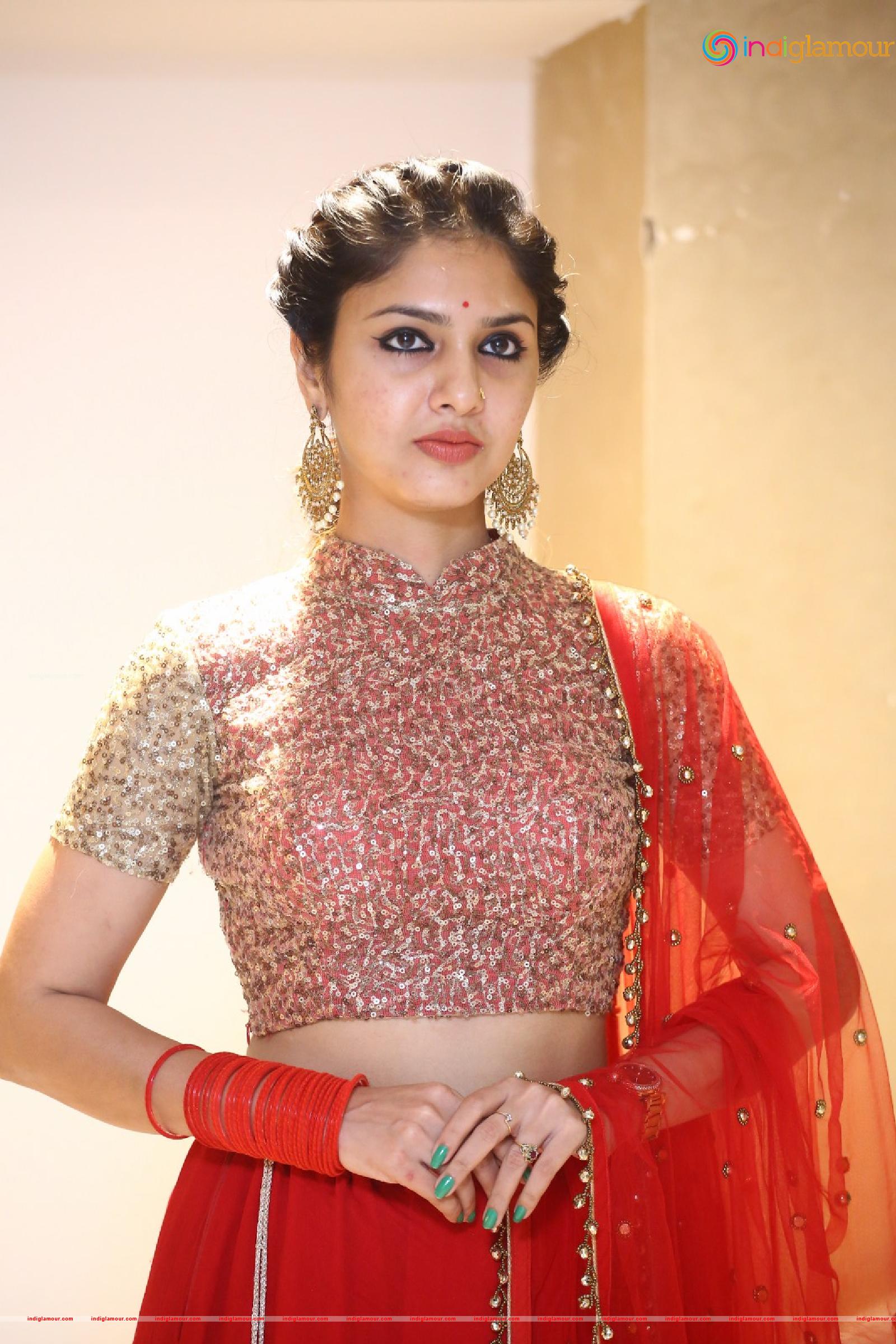 Apsara Gayatri Actress hd photo
