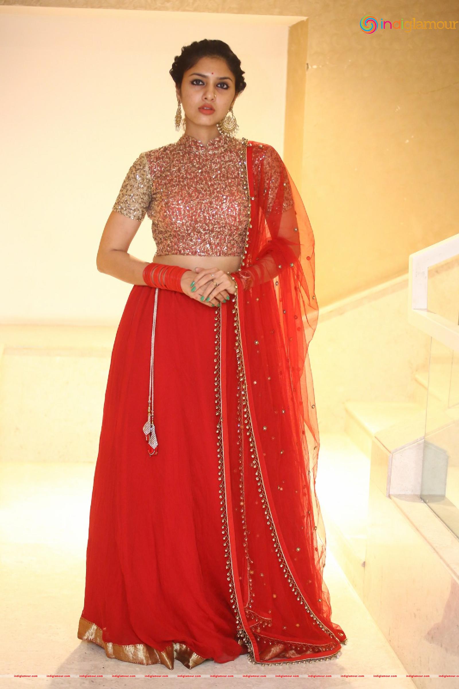 Apsara Gayatri Actress hd photo