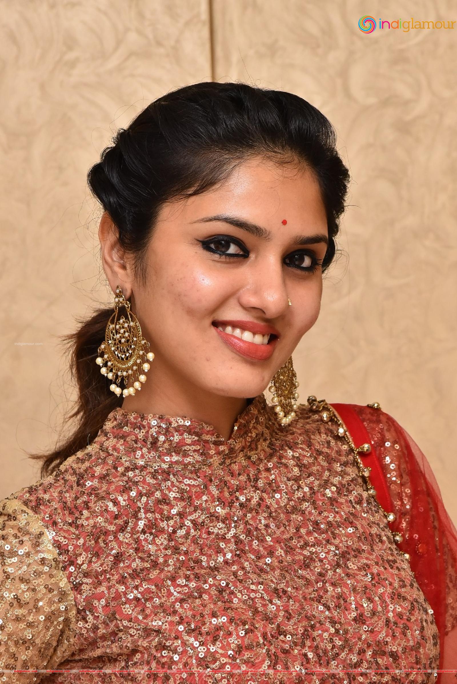 Apsara Gayatri Actress hd photo