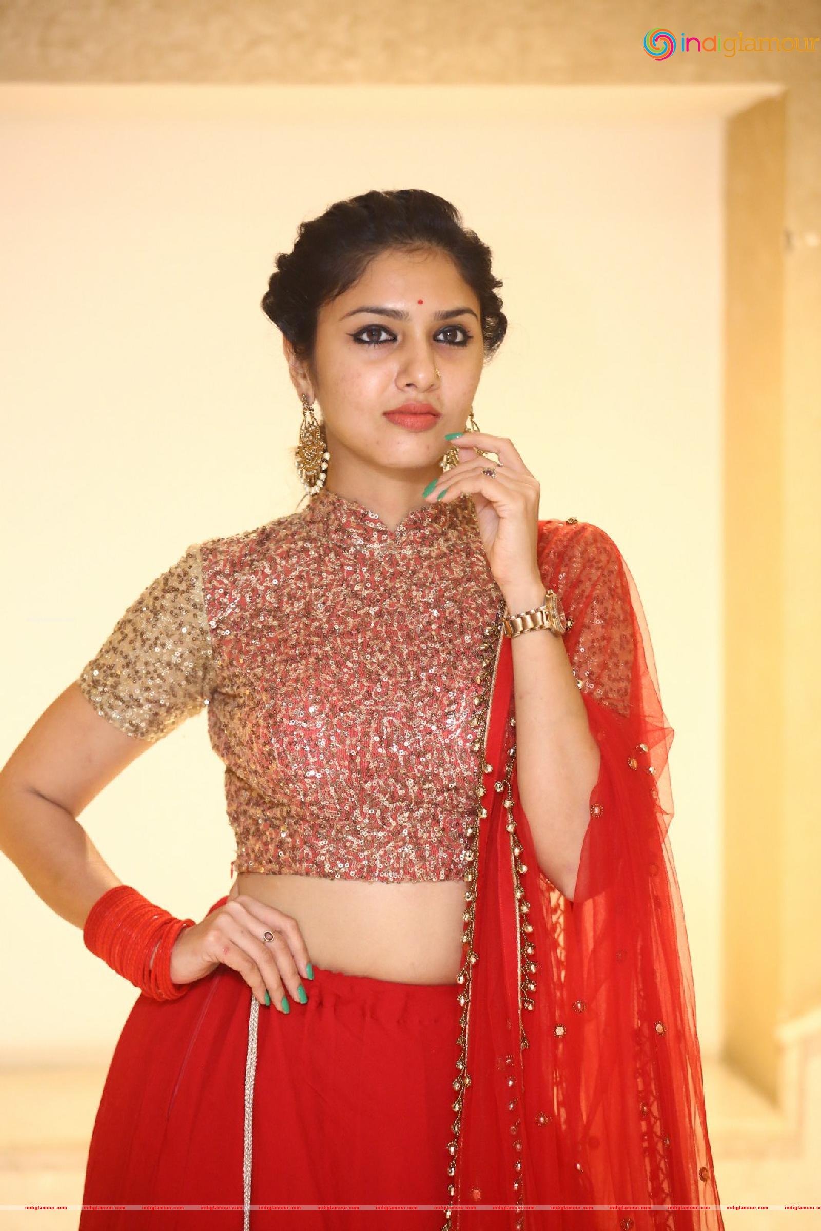Apsara Gayatri Actress hd photo