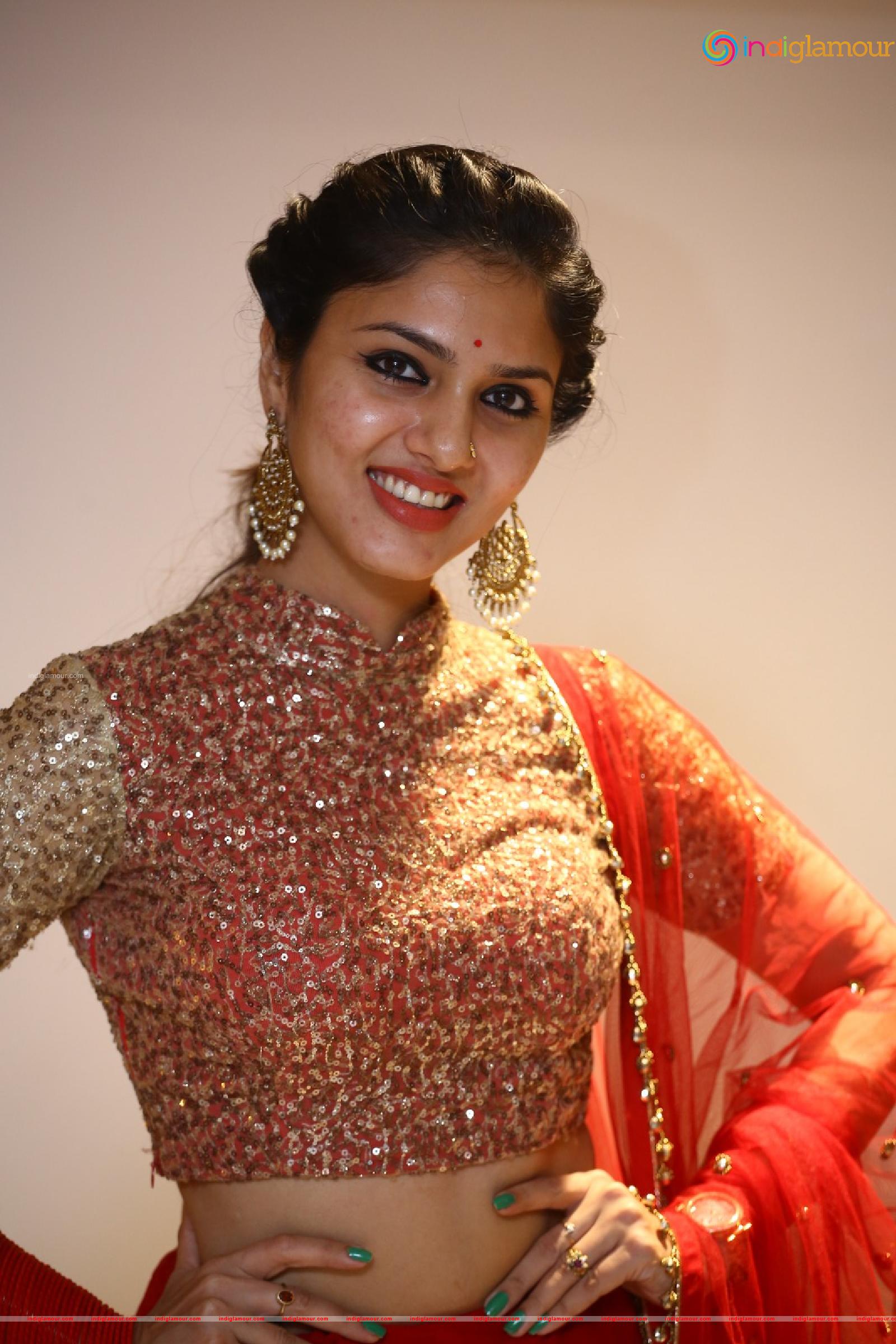 Apsara Gayatri Actress hd photo