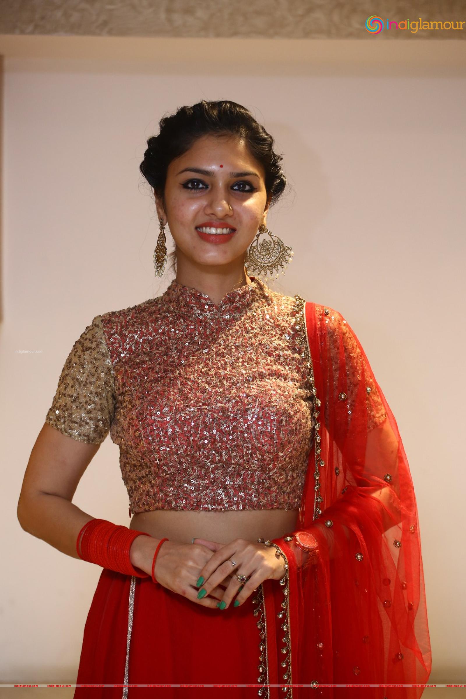 Apsara Gayatri Actress hd photo