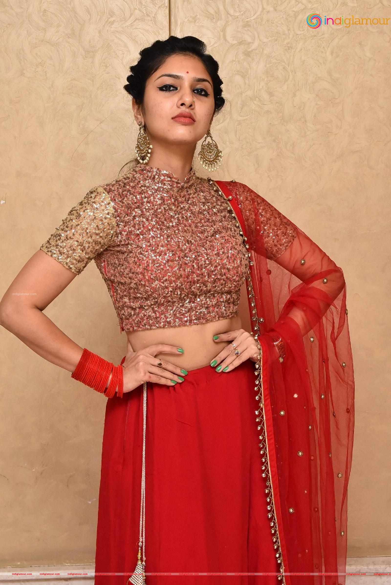 Apsara Gayatri Actress hd photo