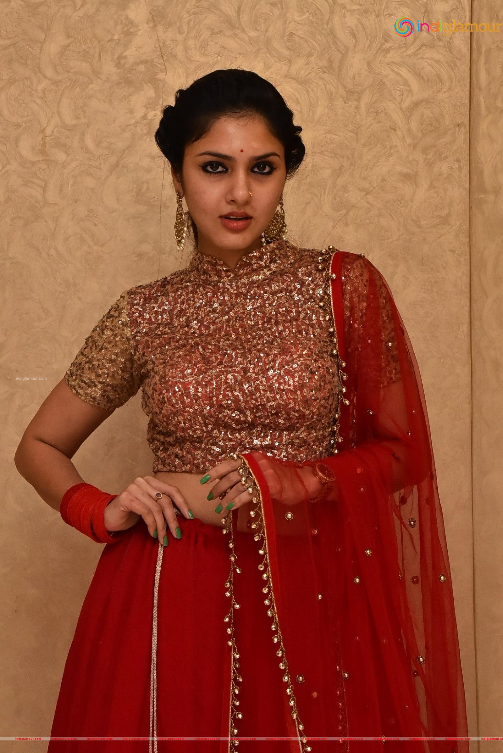 Apsara Gayatri Actress hd photo