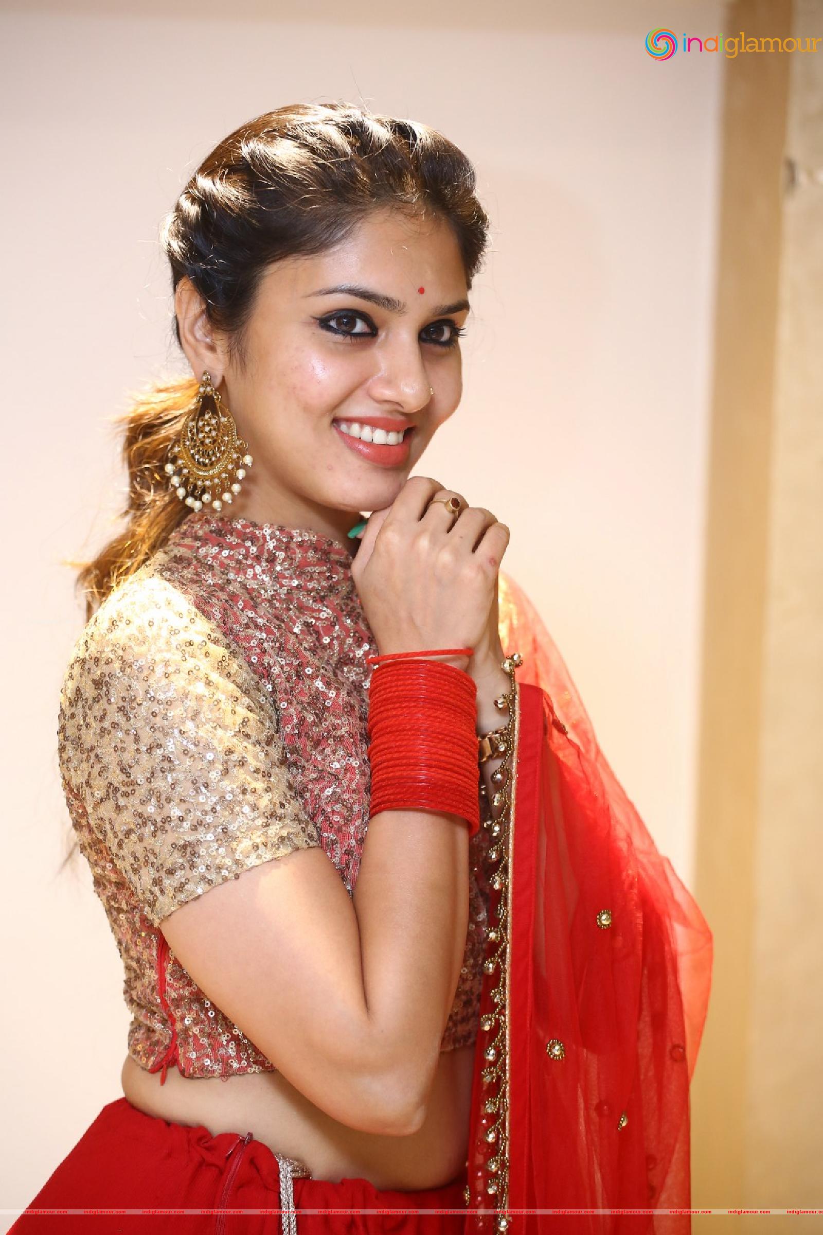 Apsara Gayatri Actress hd photo