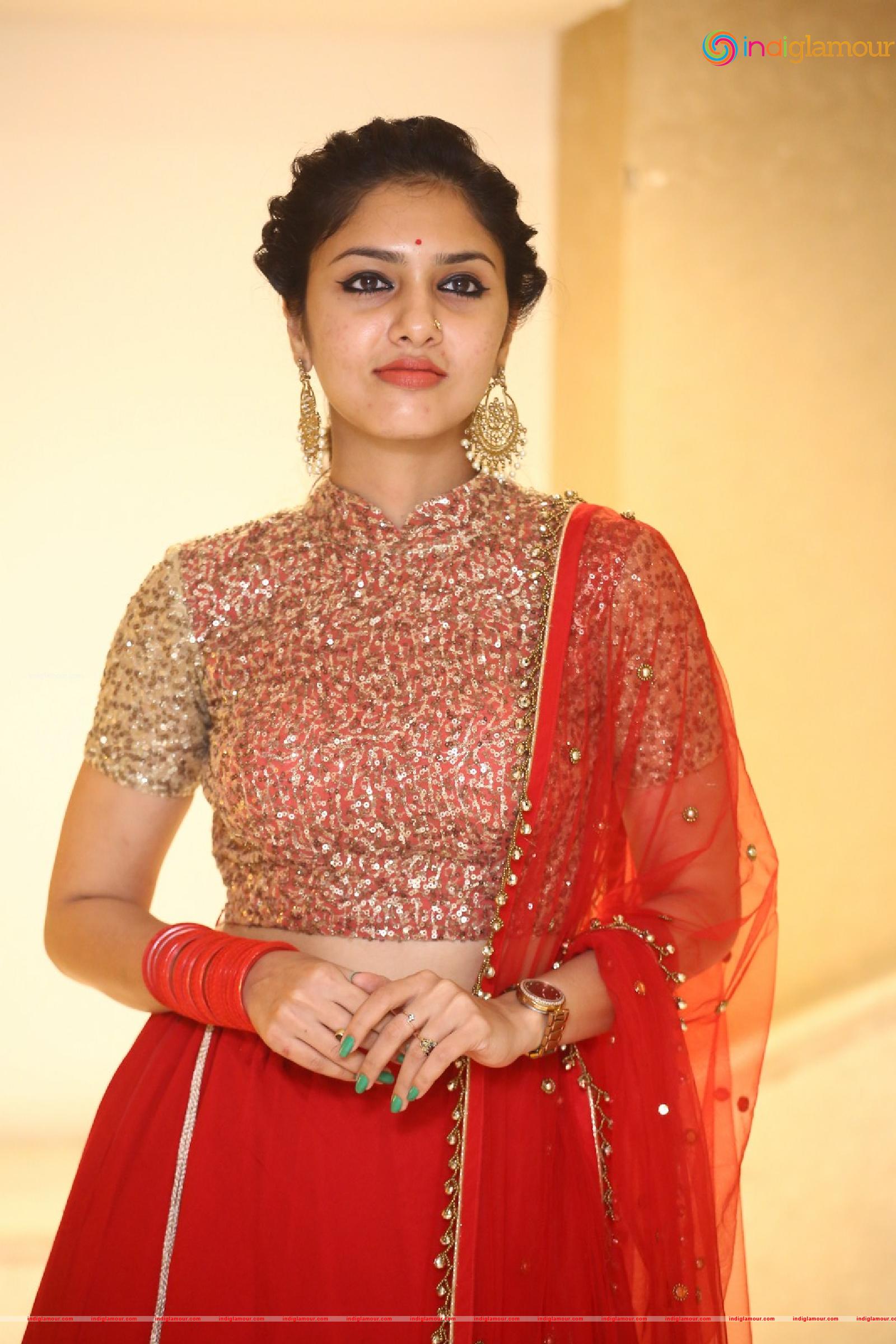 Apsara Gayatri Actress hd photo