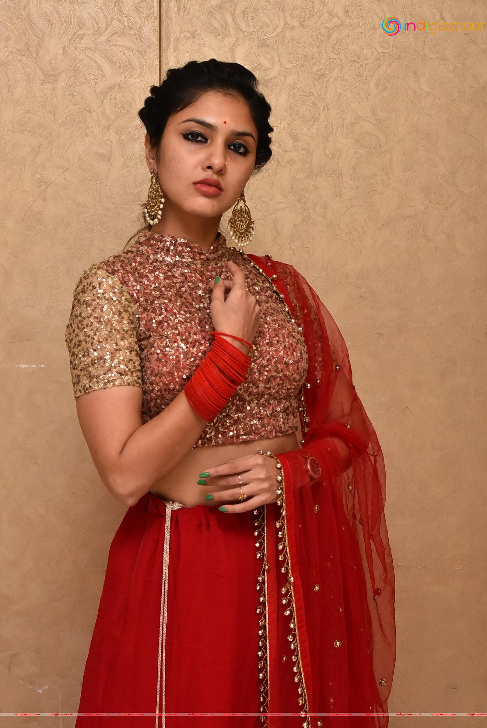 Apsara Gayatri Actress hd photo
