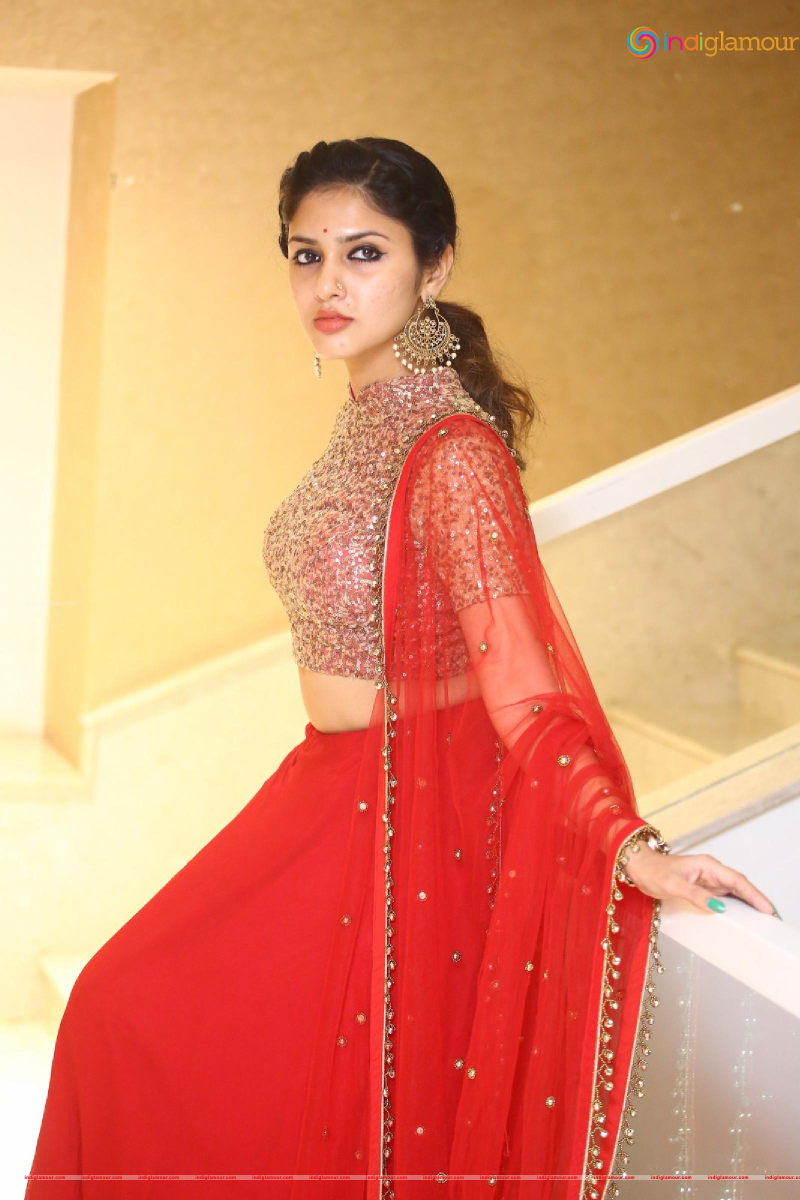 Apsara Gayatri Actress hd photo