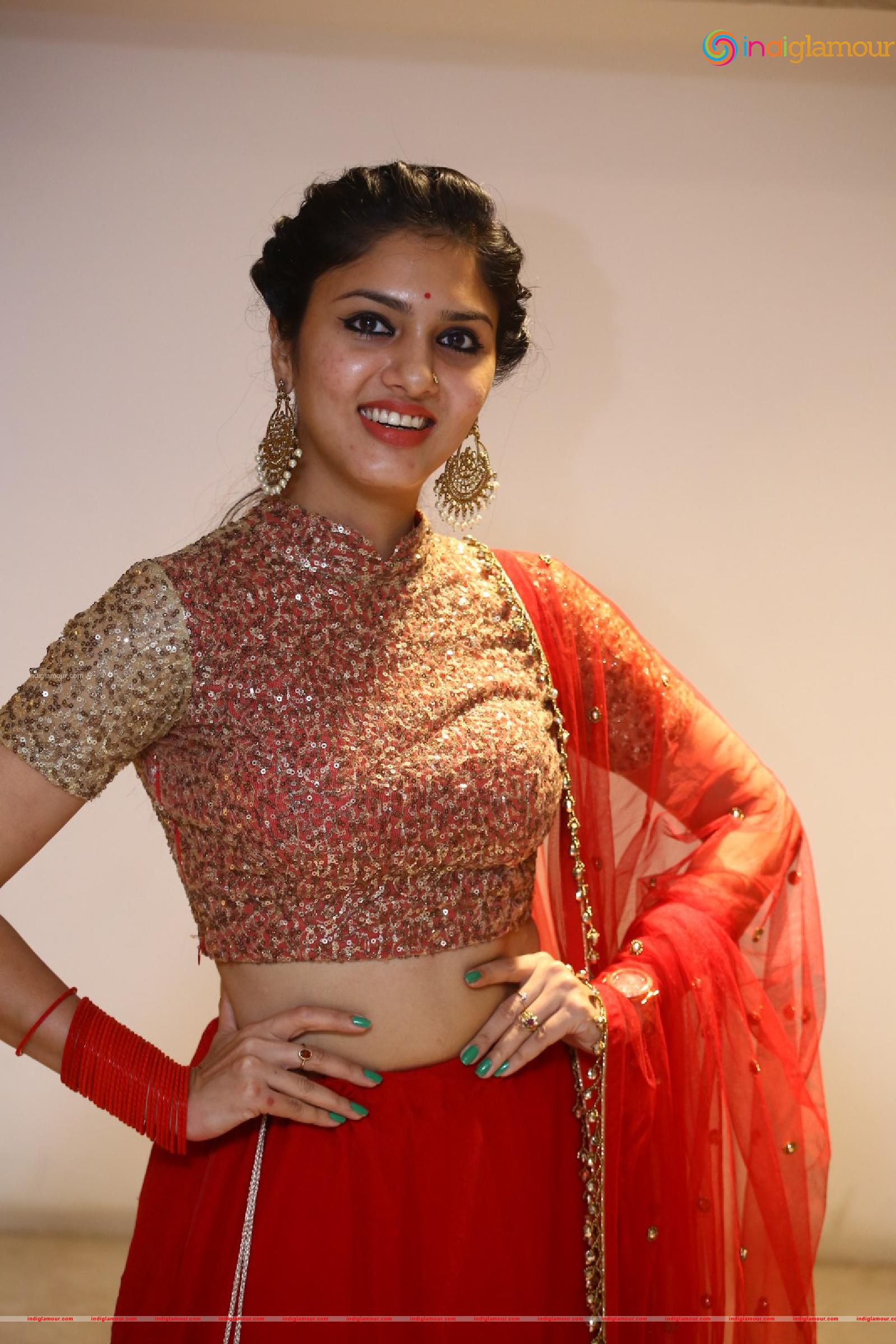 Apsara Gayatri Actress hd photo