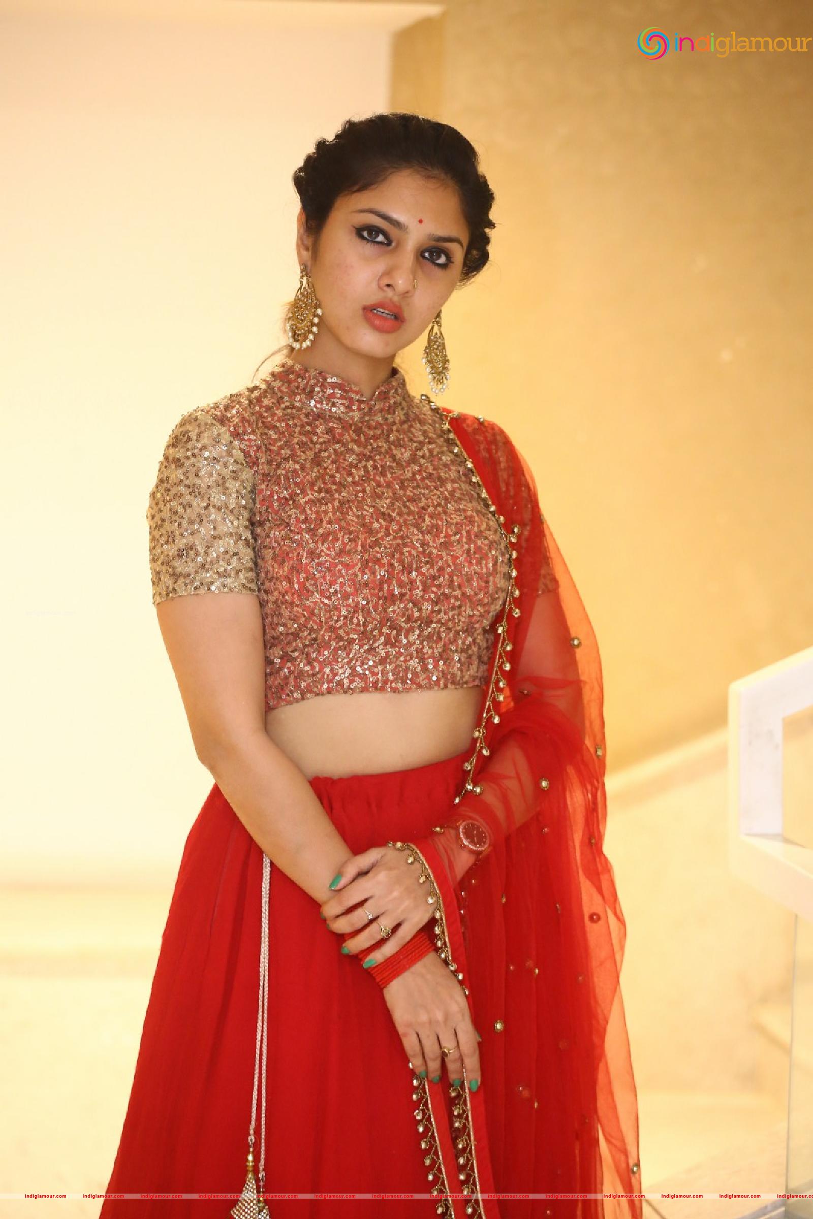 Apsara Gayatri Actress hd photo