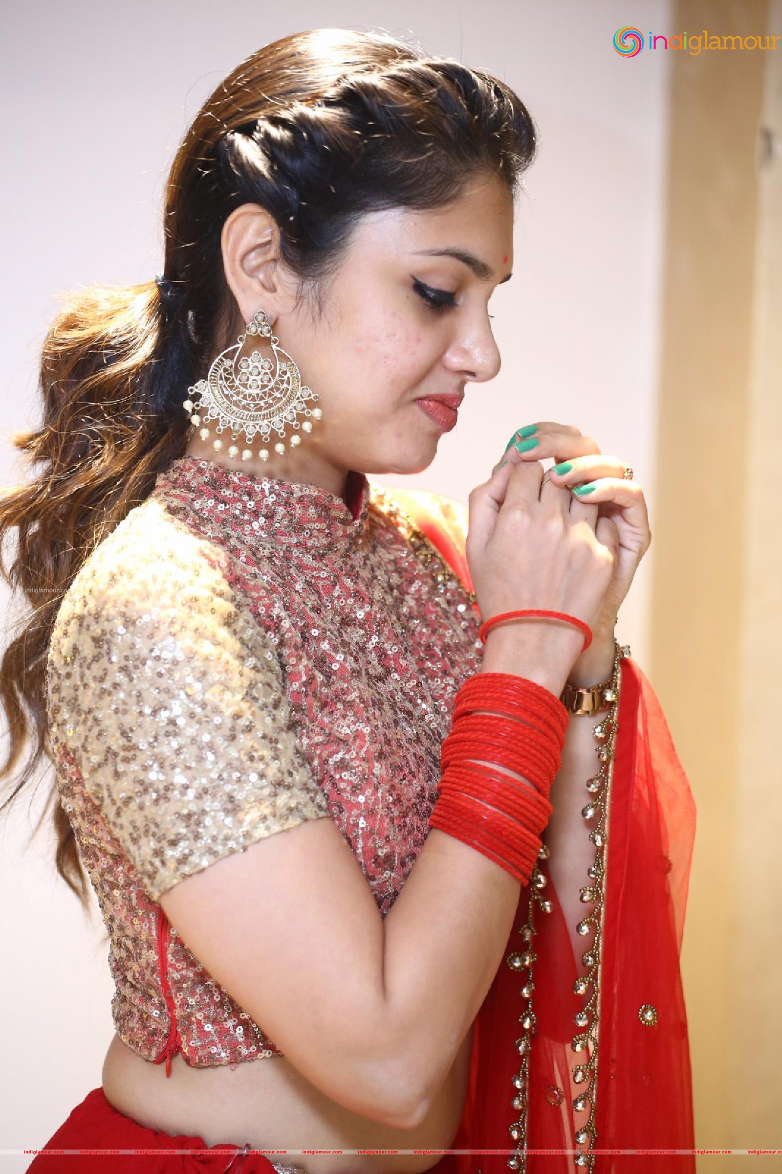 Apsara Gayatri Actress hd photo