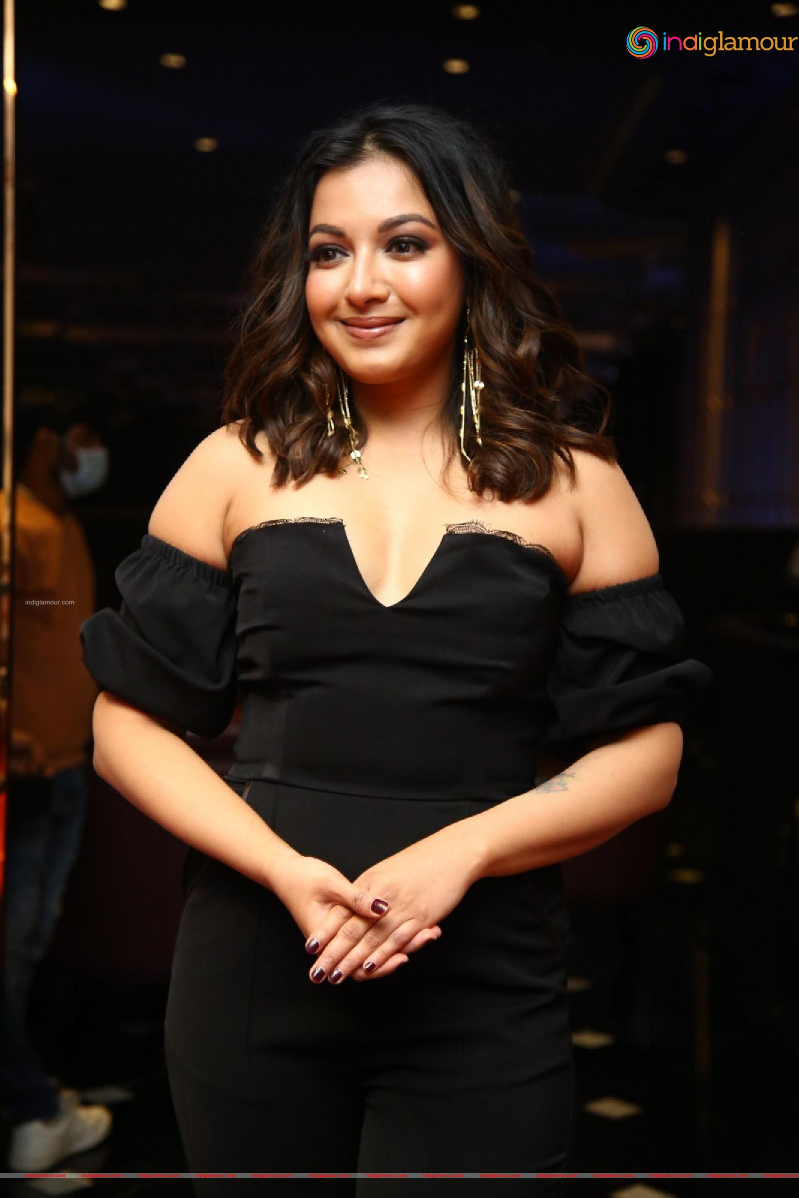 Catherine Tresa photos