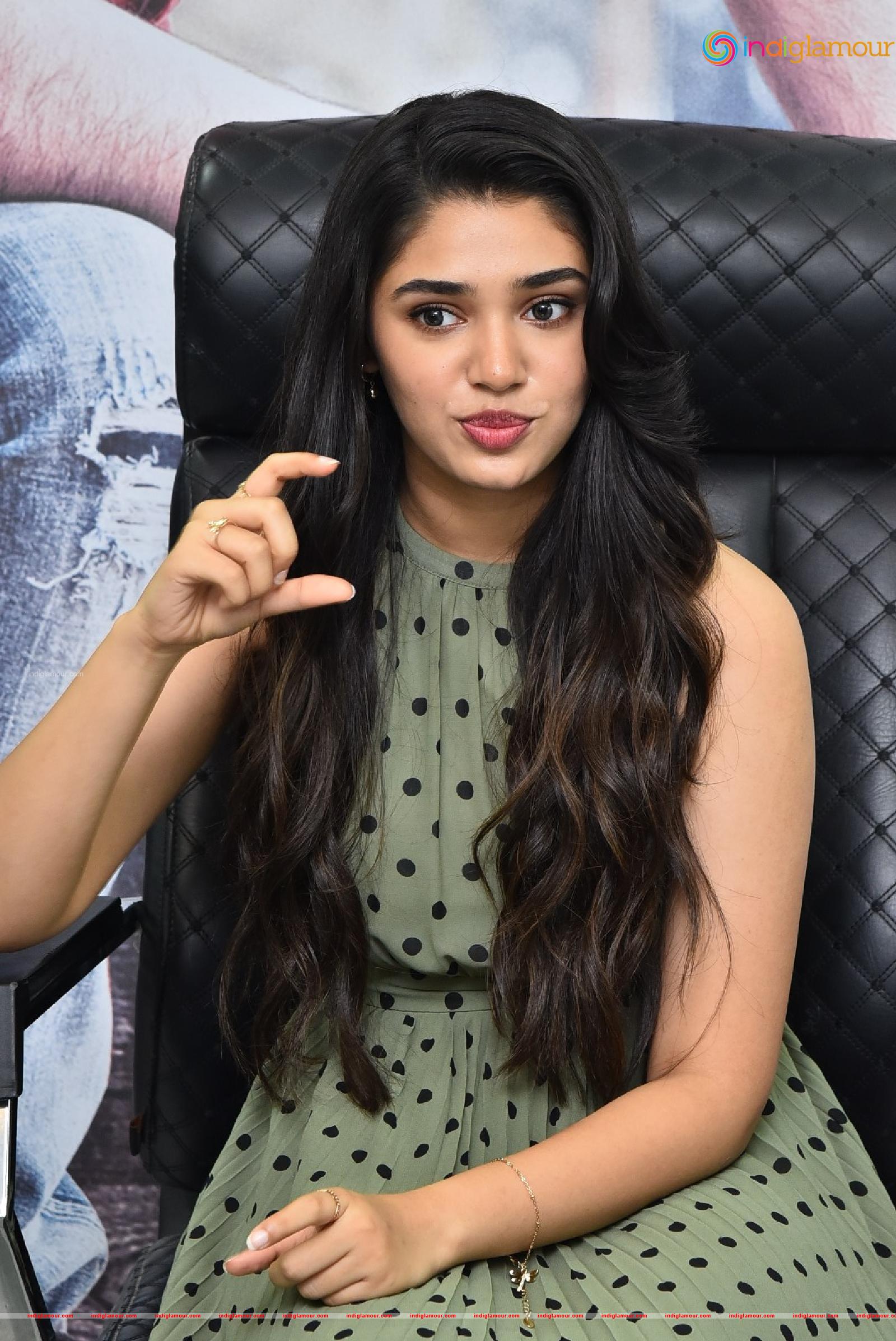 Krithi Shetty Actress hd photo