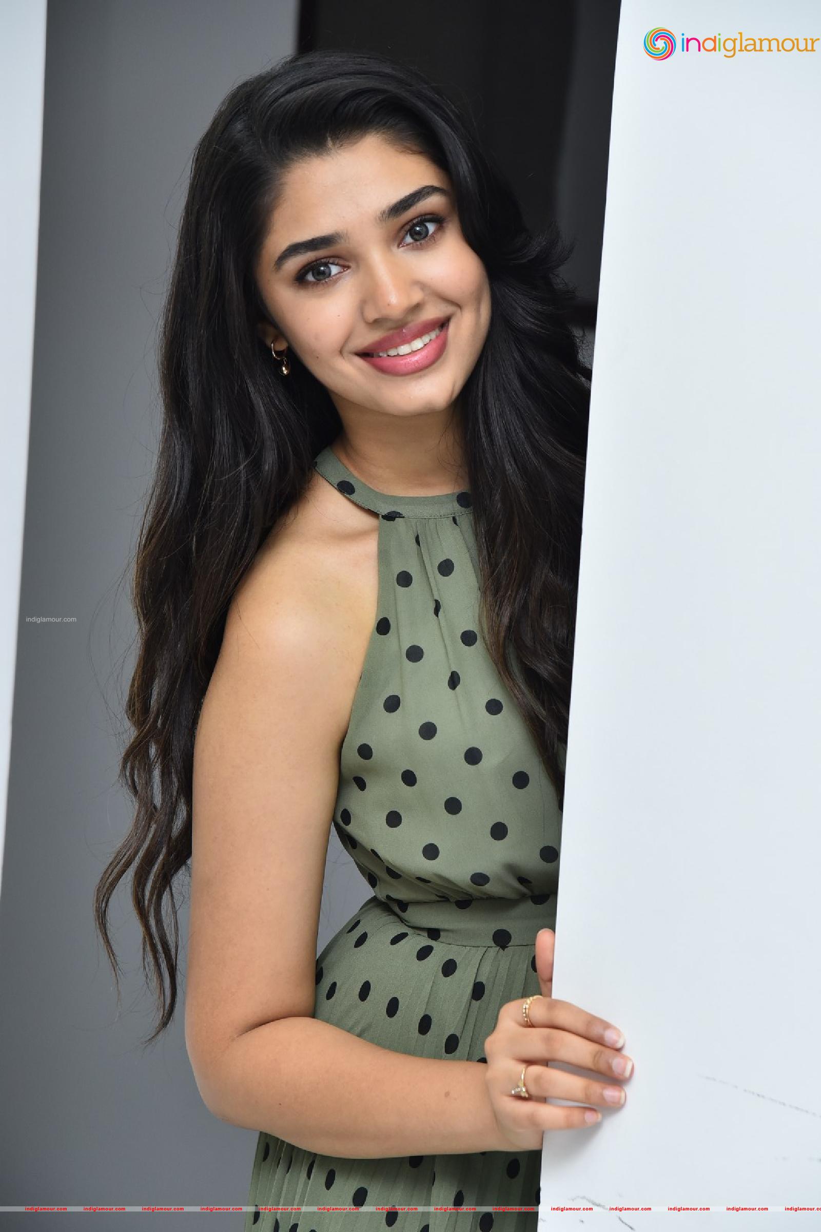 Krithi Shetty Actress hd photo
