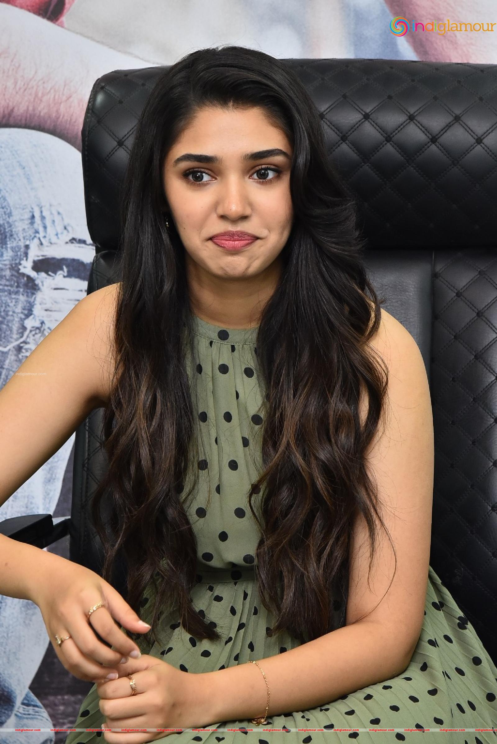 Krithi Shetty Actress hd photo